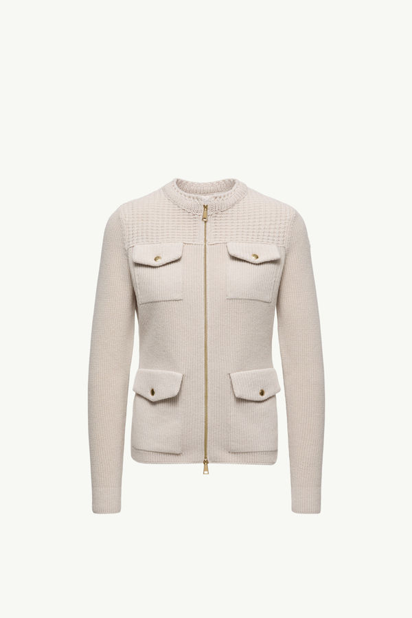 https://moncler-cdn.thron.com/api/v1/content-delivery/shares/dpx6uv/contents/K20939B00013M1241051_F/image/K20939B00013M1241051_F