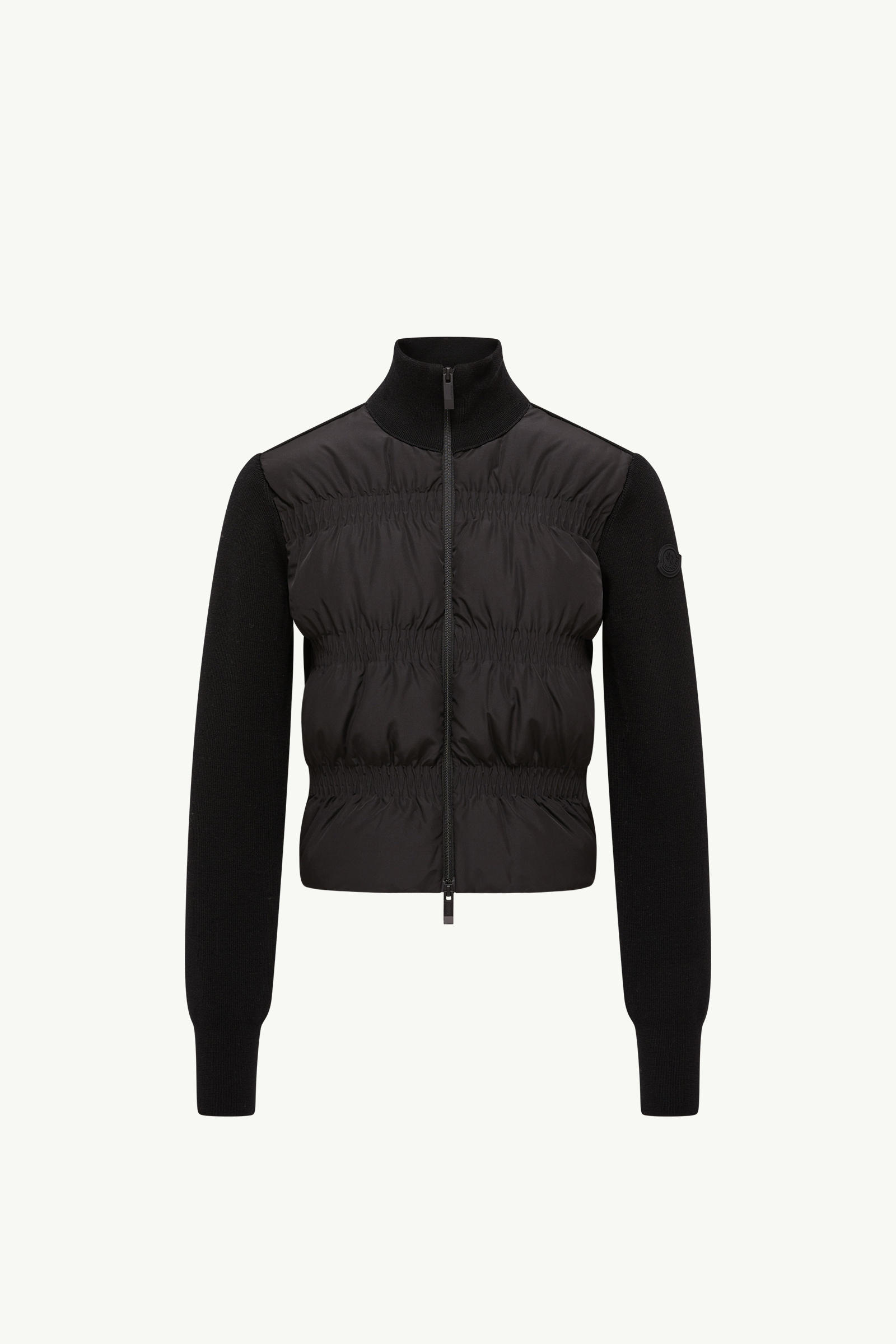 https://moncler-cdn.thron.com/api/v1/content-delivery/shares/dpx6uv/contents/K20939B00020M1131999_F/image/K20939B00020M1131999_F