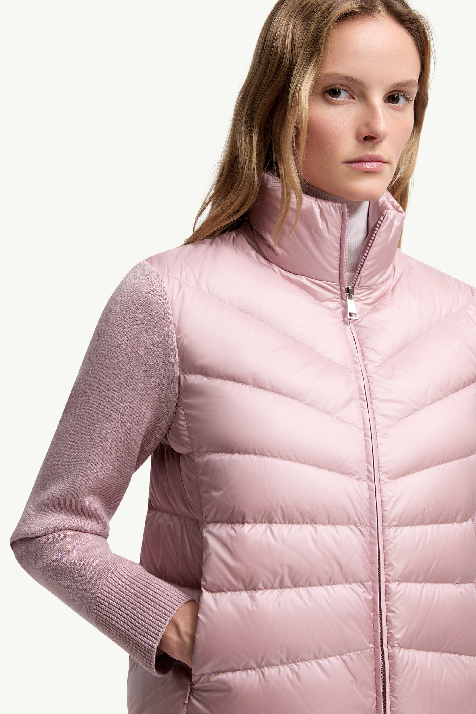 Cardigan matelassé en laine Femmes Rose Moncler 5