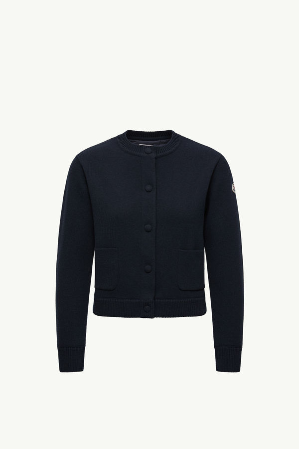 https://moncler-cdn.thron.com/api/v1/content-delivery/shares/dpx6uv/contents/K20939B00027M1241750_F/image/K20939B00027M1241750_F