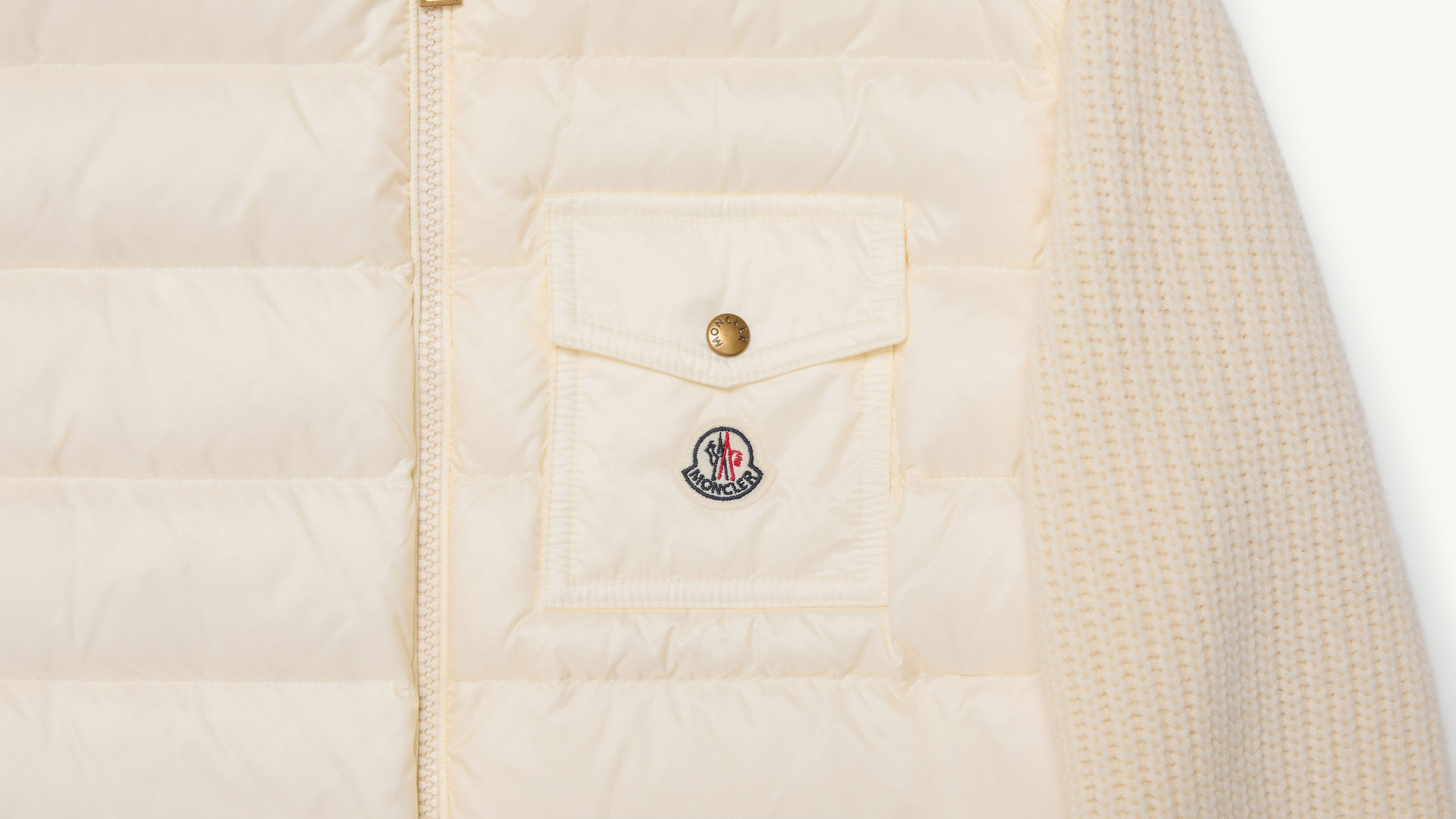 Slide 1 - product.feature.mayapocketdetail.title