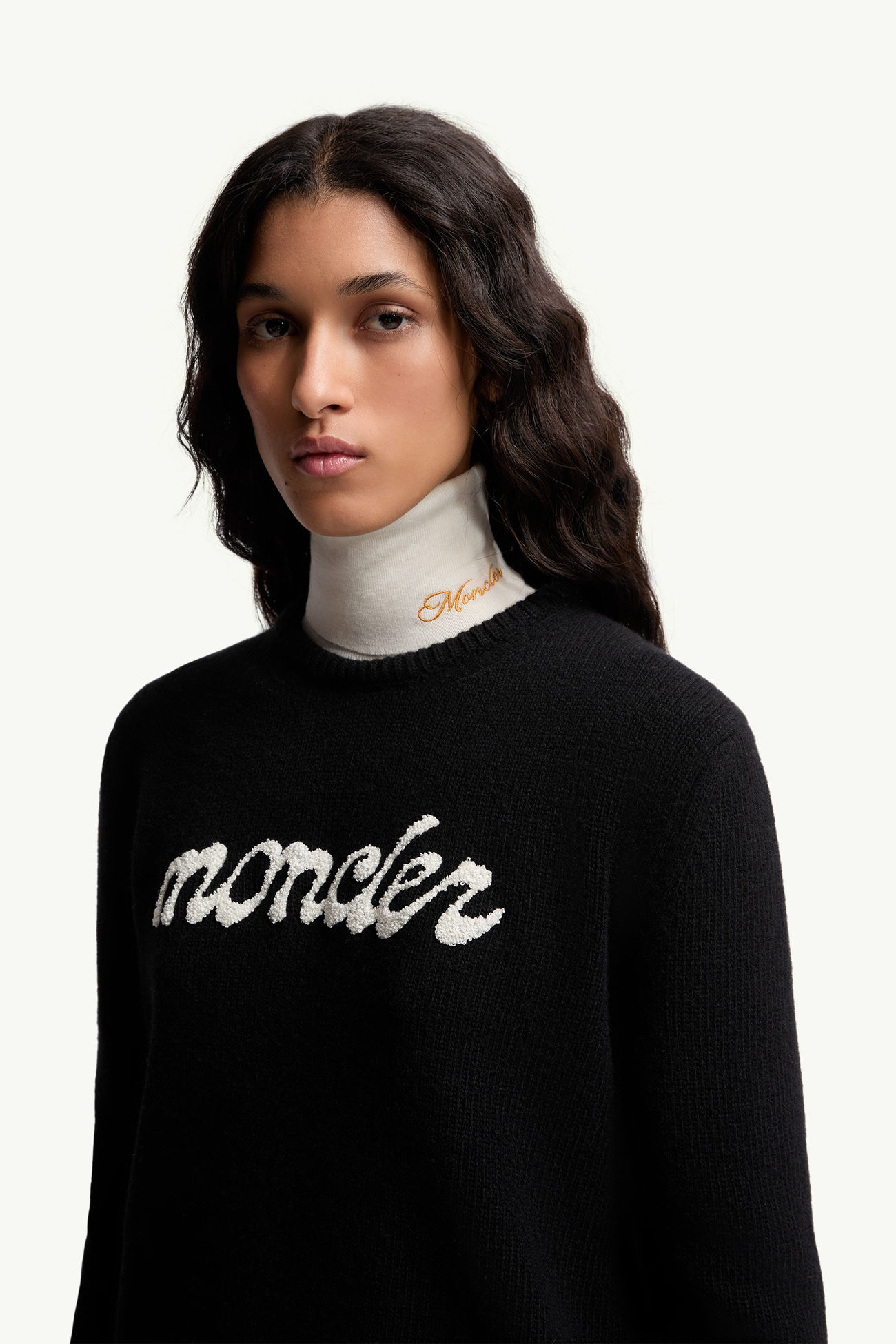 Pull en laine et cachemire à logo brodé Femmes Noir Moncler 1