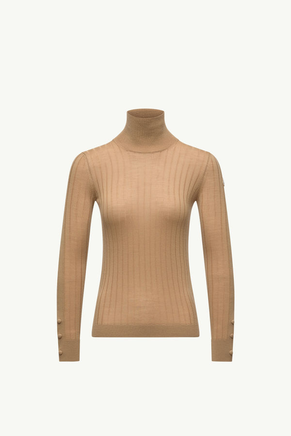 https://moncler-cdn.thron.com/api/v1/content-delivery/shares/dpx6uv/contents/K20939F00007M4394235_F/image/K20939F00007M4394235_F