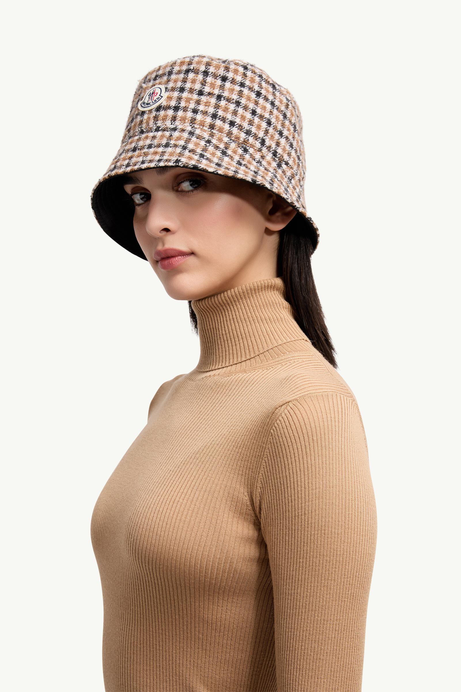 Logo Wool Polo Neck Jumper Women Beige Moncler 1