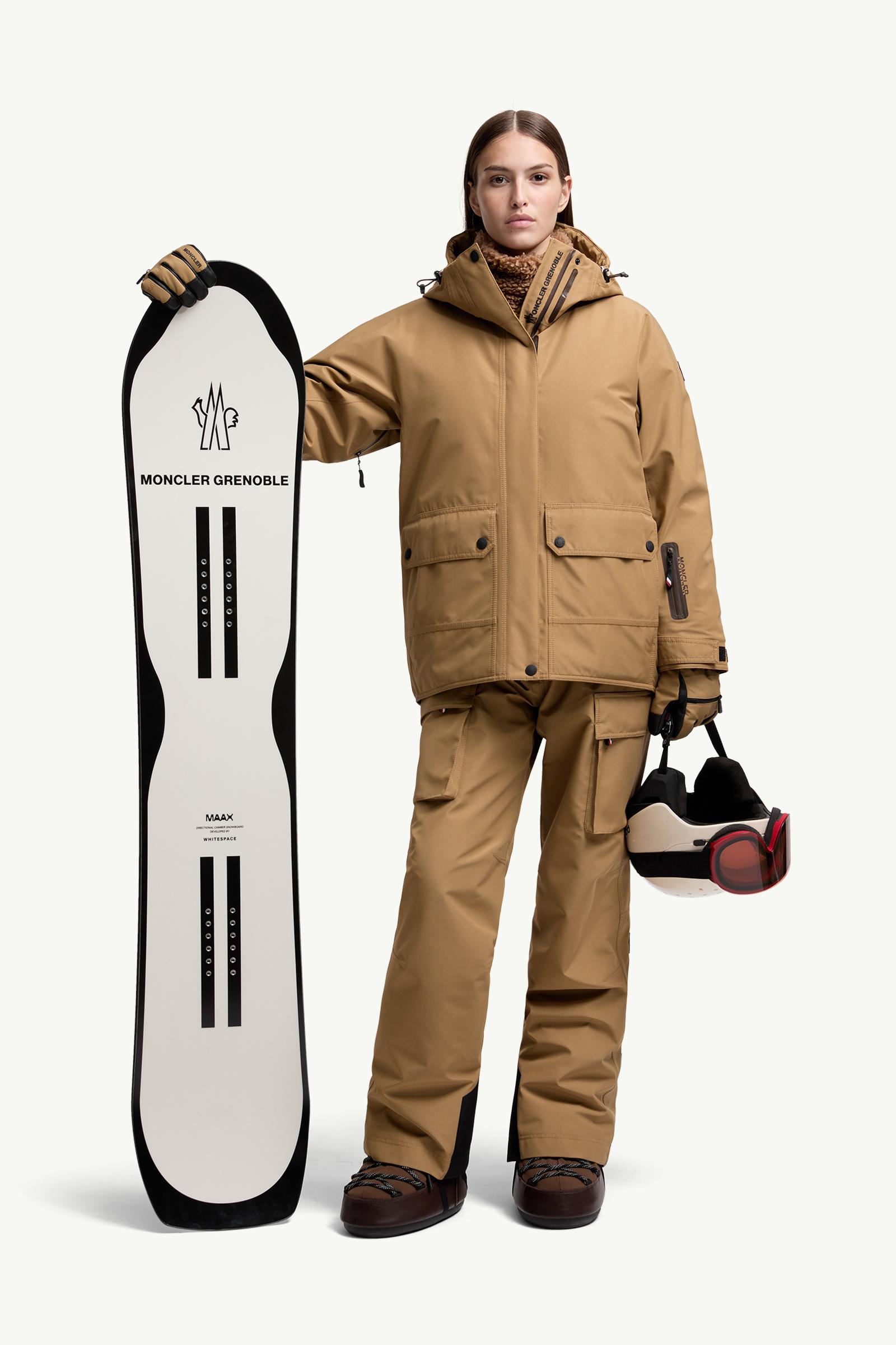新品Moncler GRENOBLE ski 板 White Moncler Grenoble x WHITESPACE Snowboard - Ski Accessories