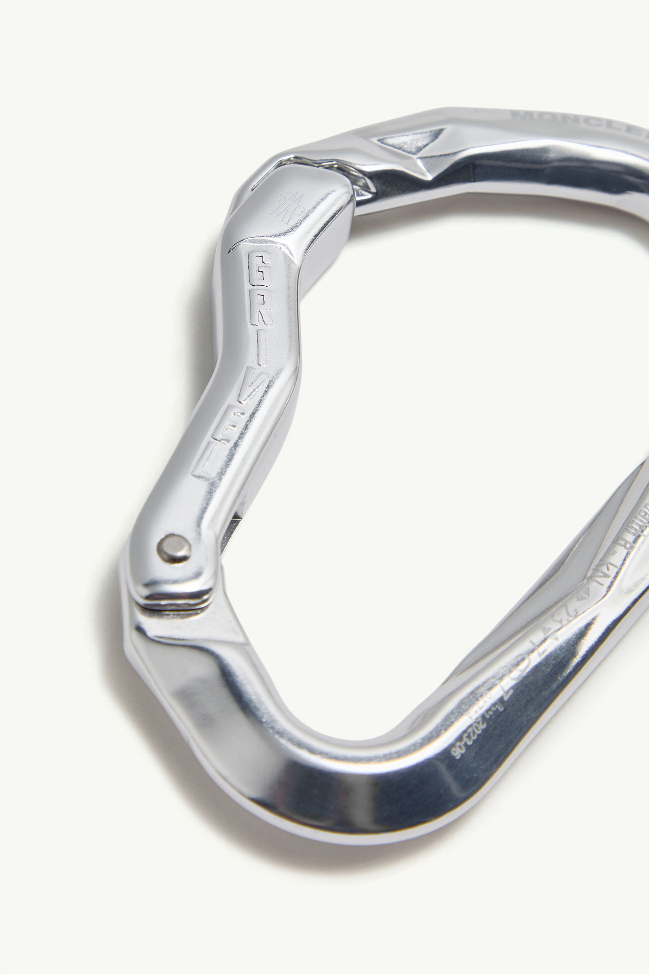 登山扣 银色 Moncler 2