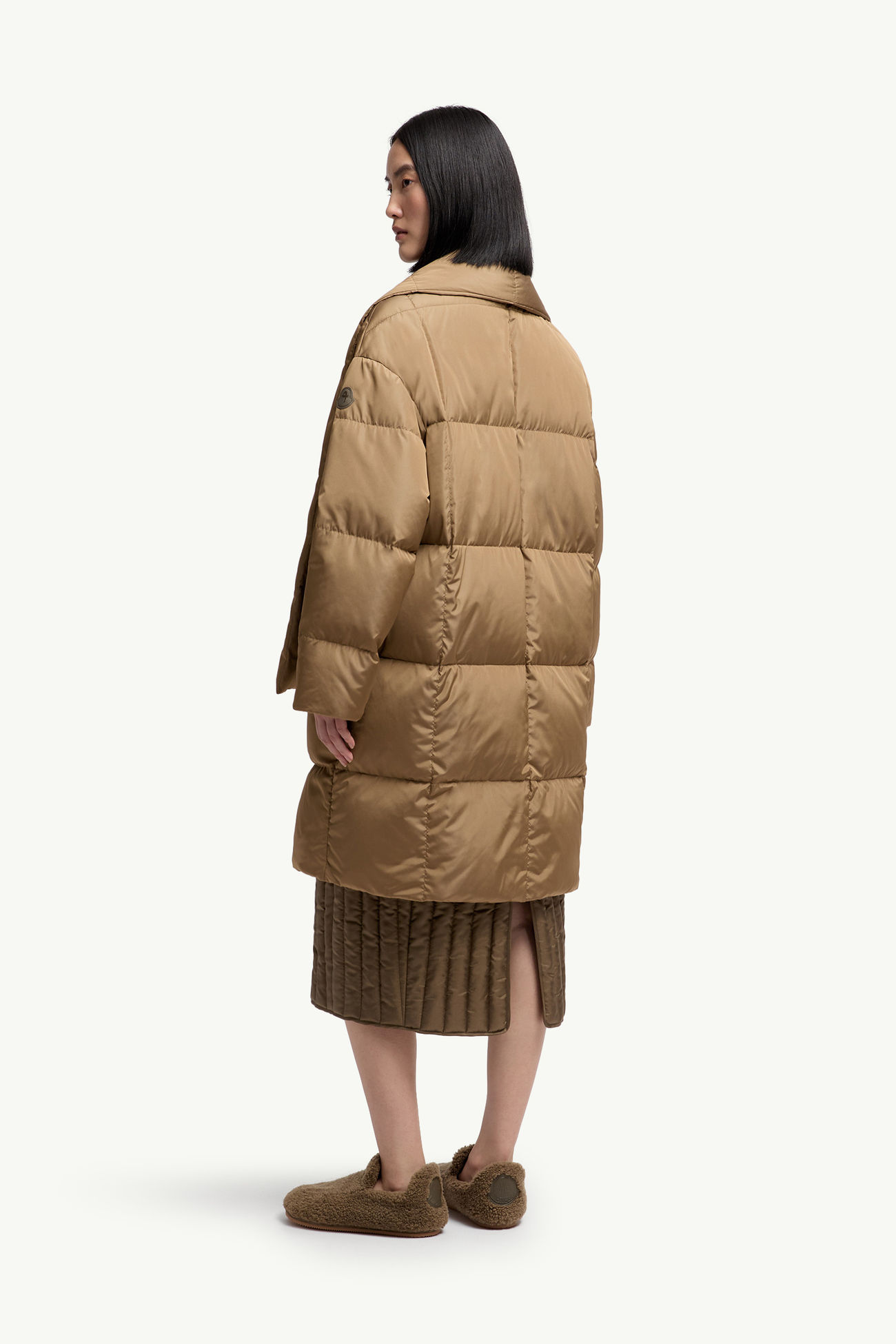 Doudoune longue Gaoya Moncler + Qiu Hao Femmes Marron clair Moncler 4