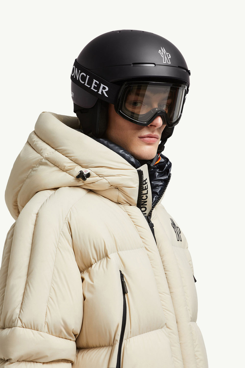 Logo Ski Helmet Black Moncler 1