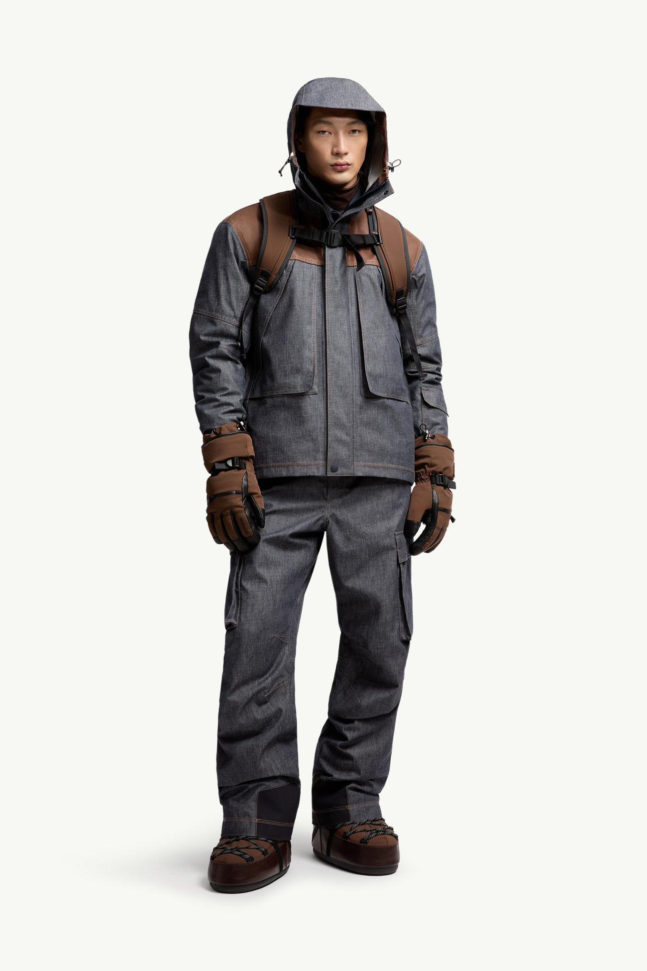Plumífero de esquí de tejido vaquero con capucha Langtang Hombre Gris oscuro Moncler 0