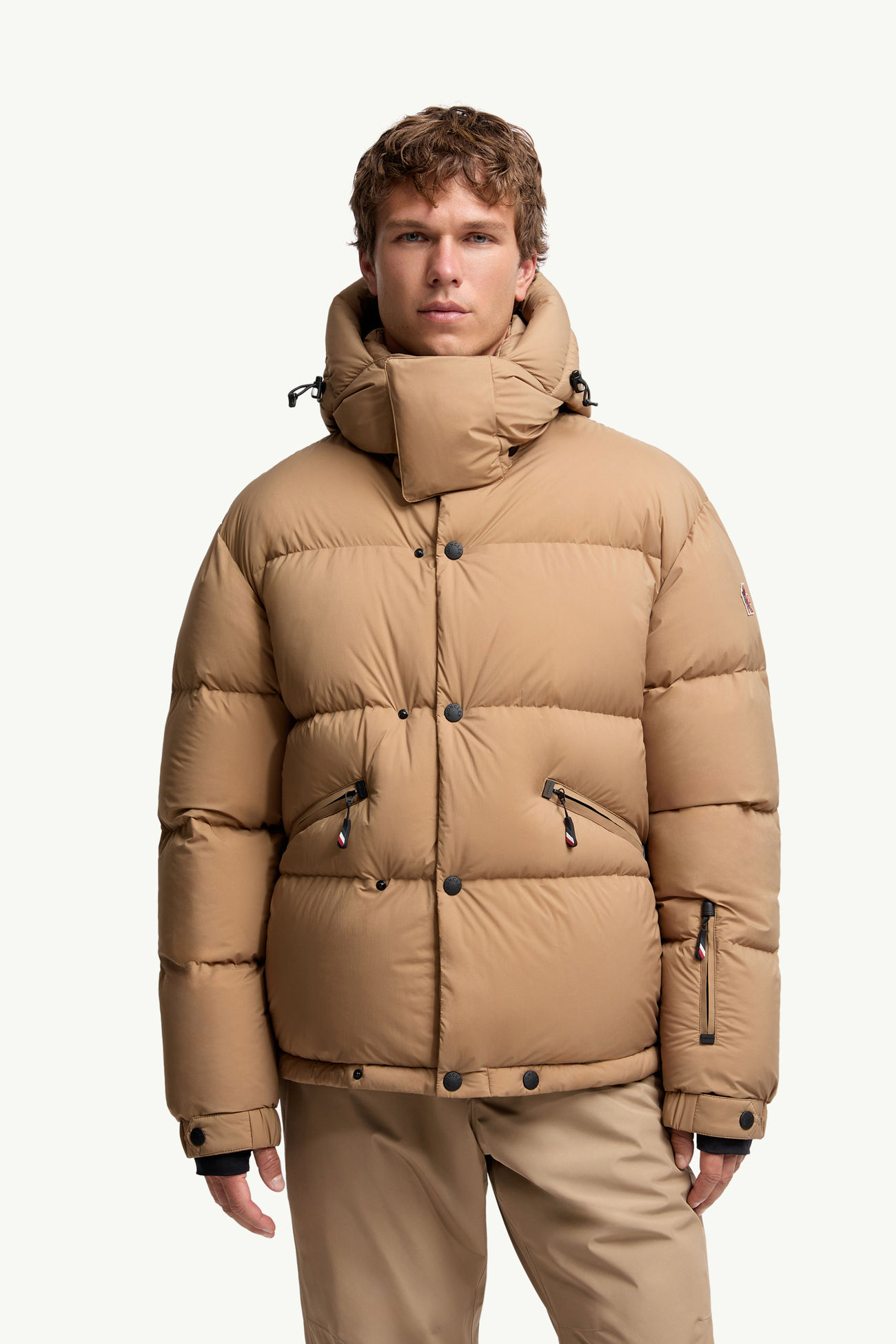 Plumífero de esquí con capucha Coraia Hombre Beige Moncler 3
