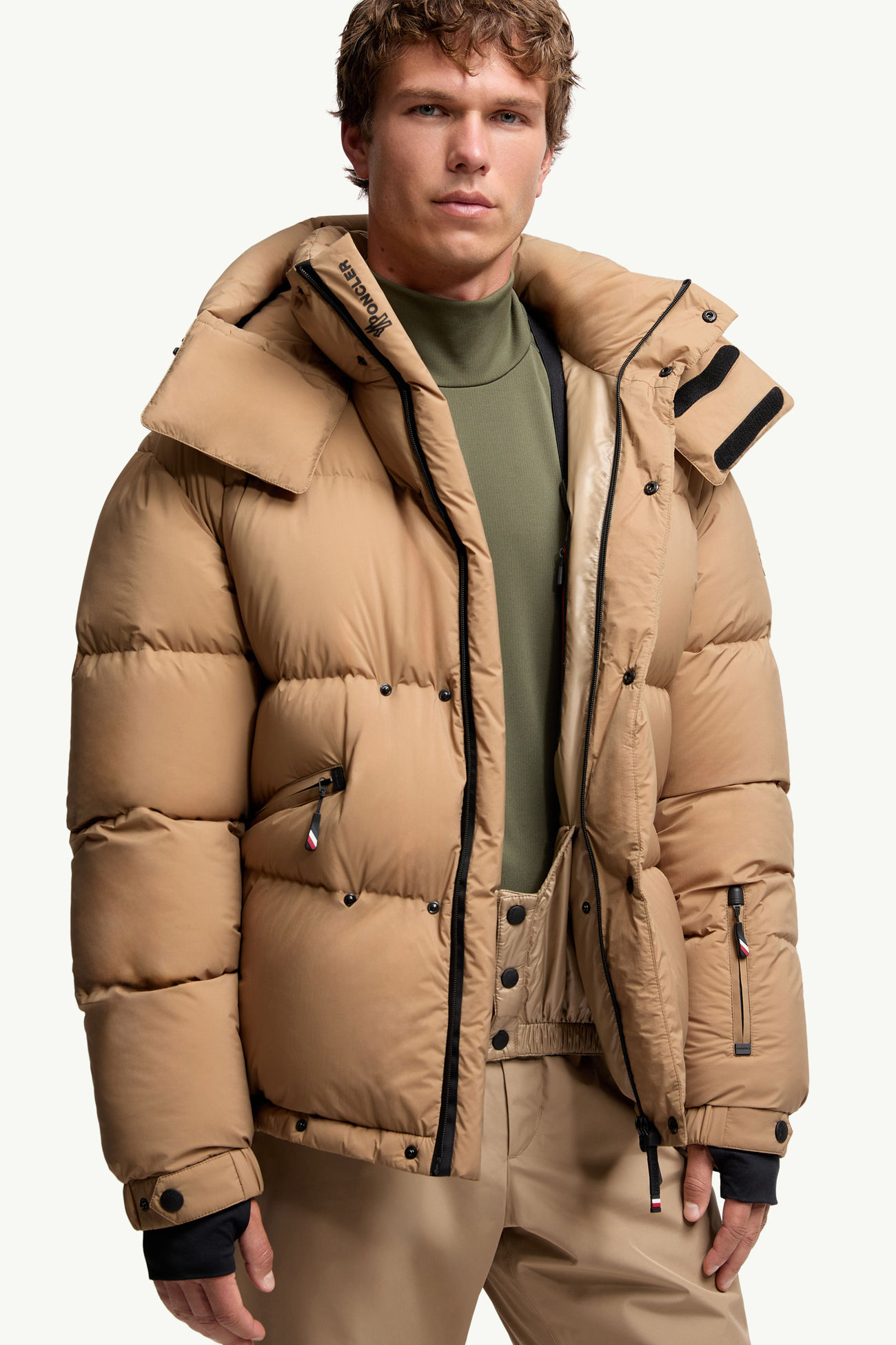 Giacca da sci imbottita Coraia con cappuccio Uomo Beige Moncler 7