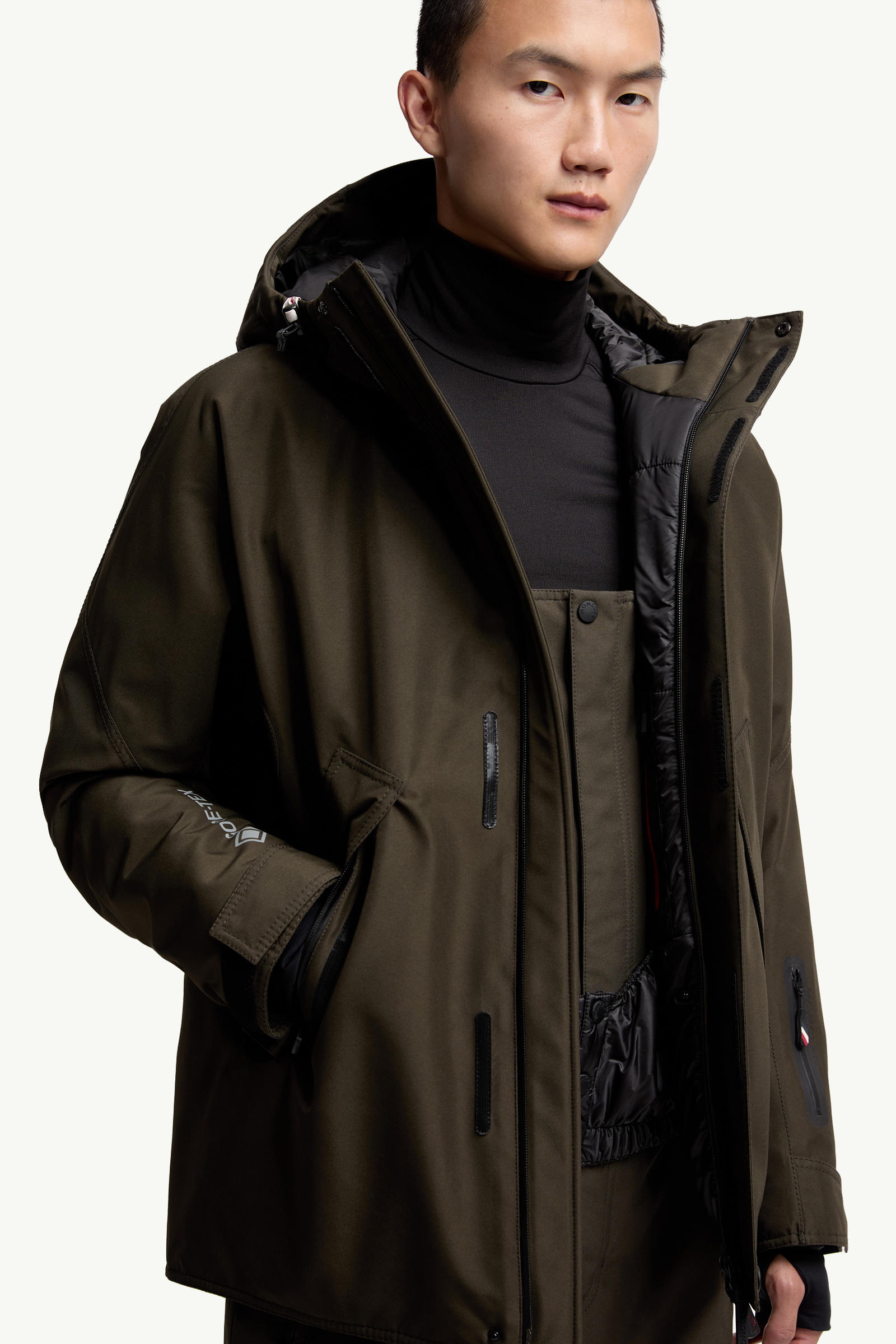 Lambir GORE-TEX男士连帽羽绒滑雪夹克外套 男士 深绿色 Moncler 6
