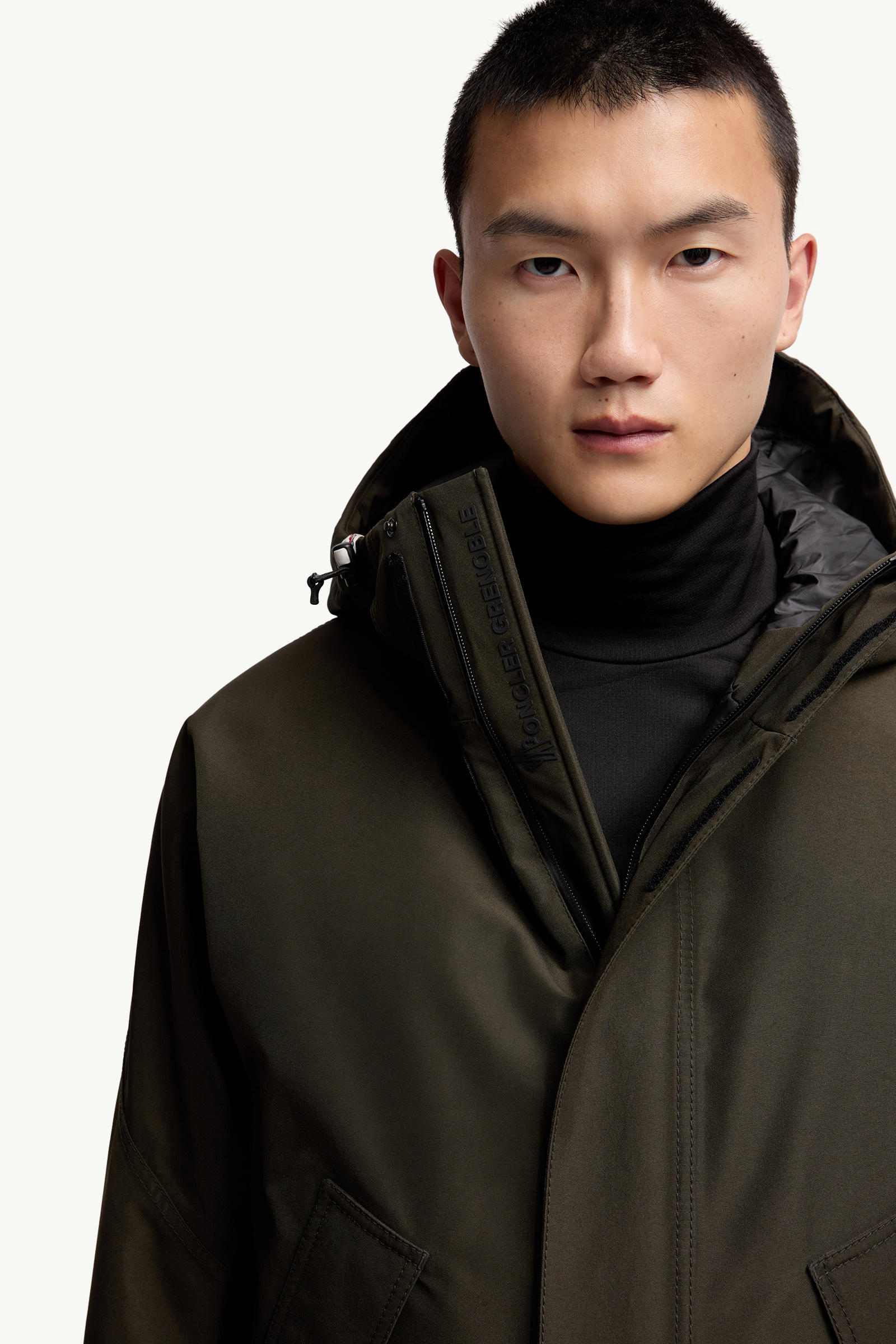 Lambir GORE-TEX男士连帽羽绒滑雪夹克外套 男士 深绿色 Moncler 7