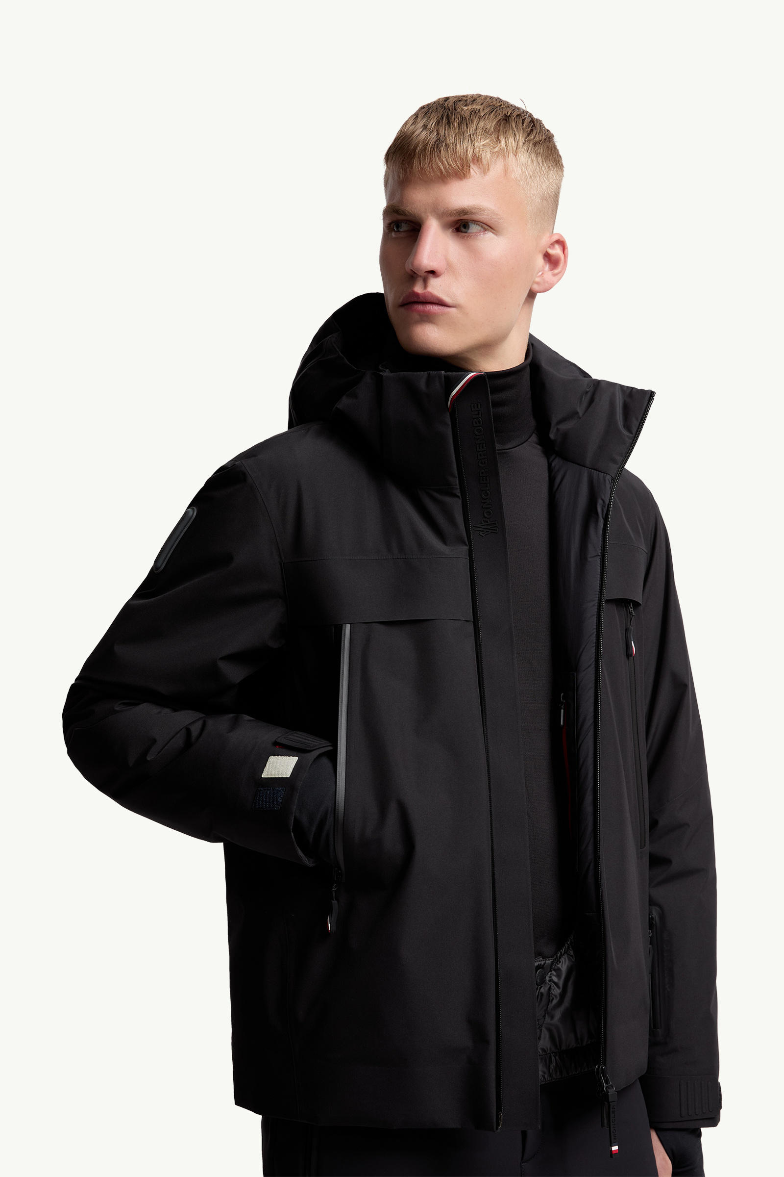 Balmhorn GORE-TEX男士连帽羽绒滑雪夹克外套 男士 黑色 Moncler 5
