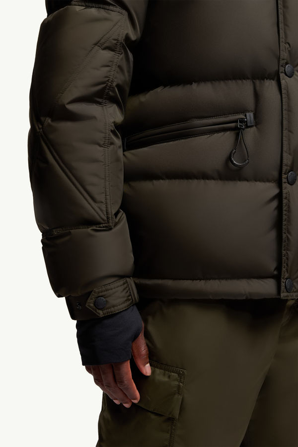 Kasanka Hooded Down Ski Jacket Men Olive Green Moncler 6
