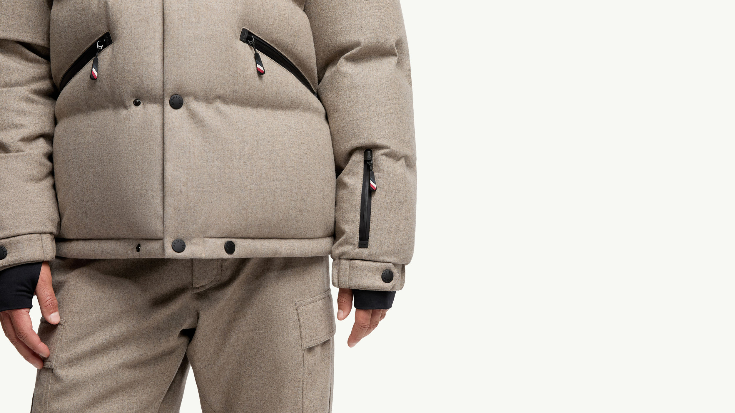 Slide 1 - Ski Pass Pocket