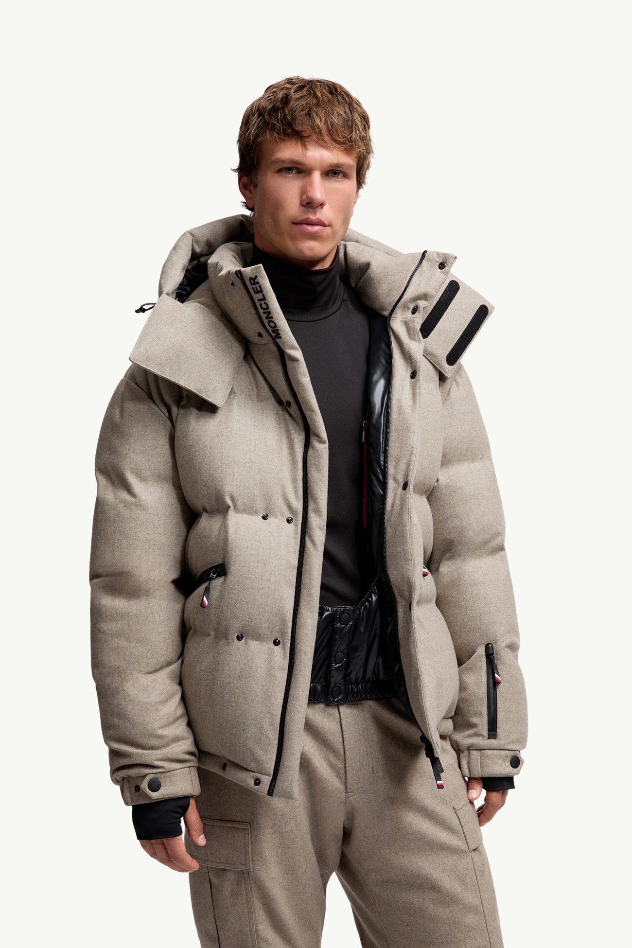 Krun Daunen-Skijacke aus Wolle mit Kapuze Herren Grau Beige Moncler 5