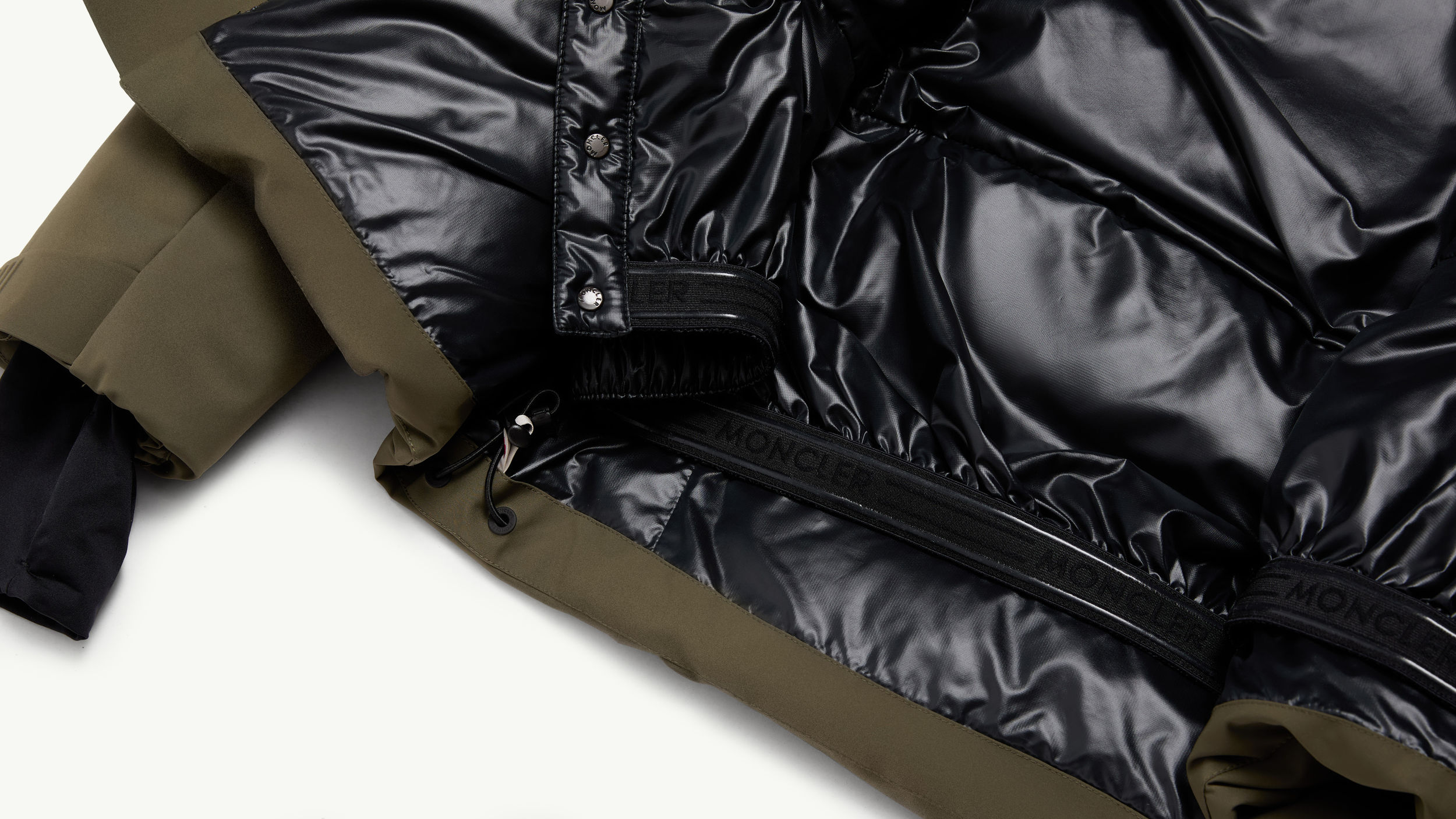 Slide 3 - Protective Powder Skirt