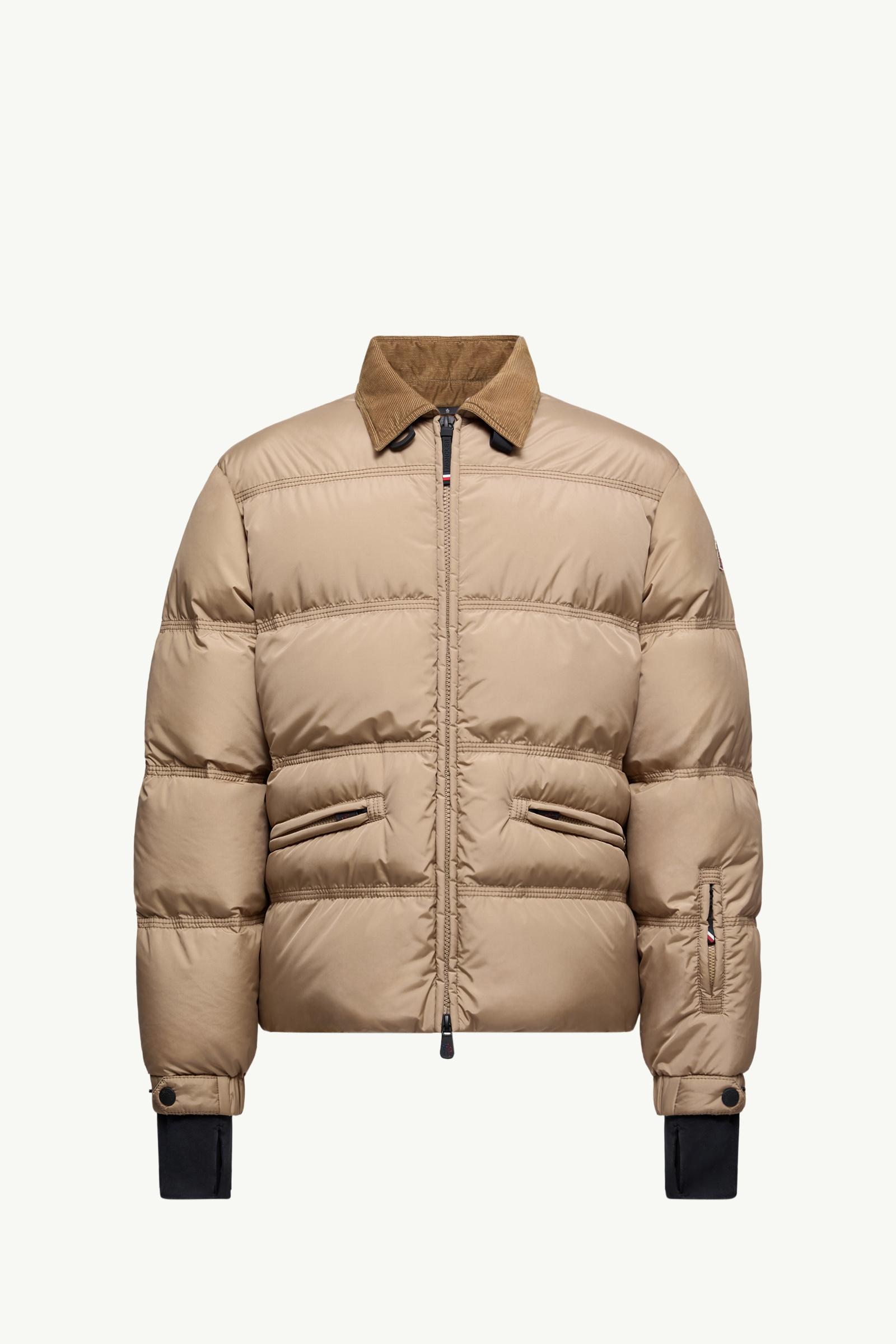 https://moncler-cdn.thron.com/api/v1/content-delivery/shares/dpx6uv/contents/K20971A00031595JN236_F/image/K20971A00031595JN236_F