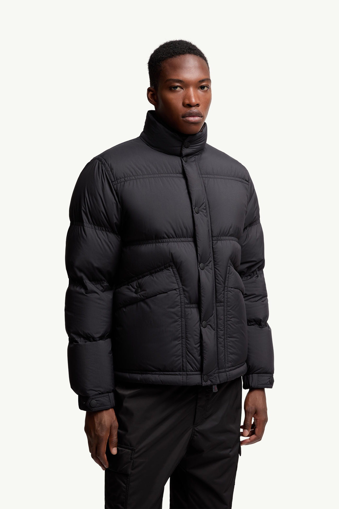 Piumino Corto Sernur Uomo Nero Moncler 3