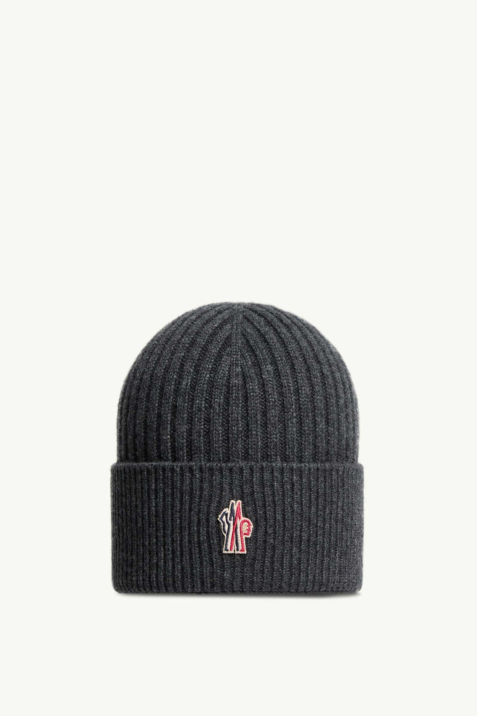 Cashmere Beanie_findInBoutique_image