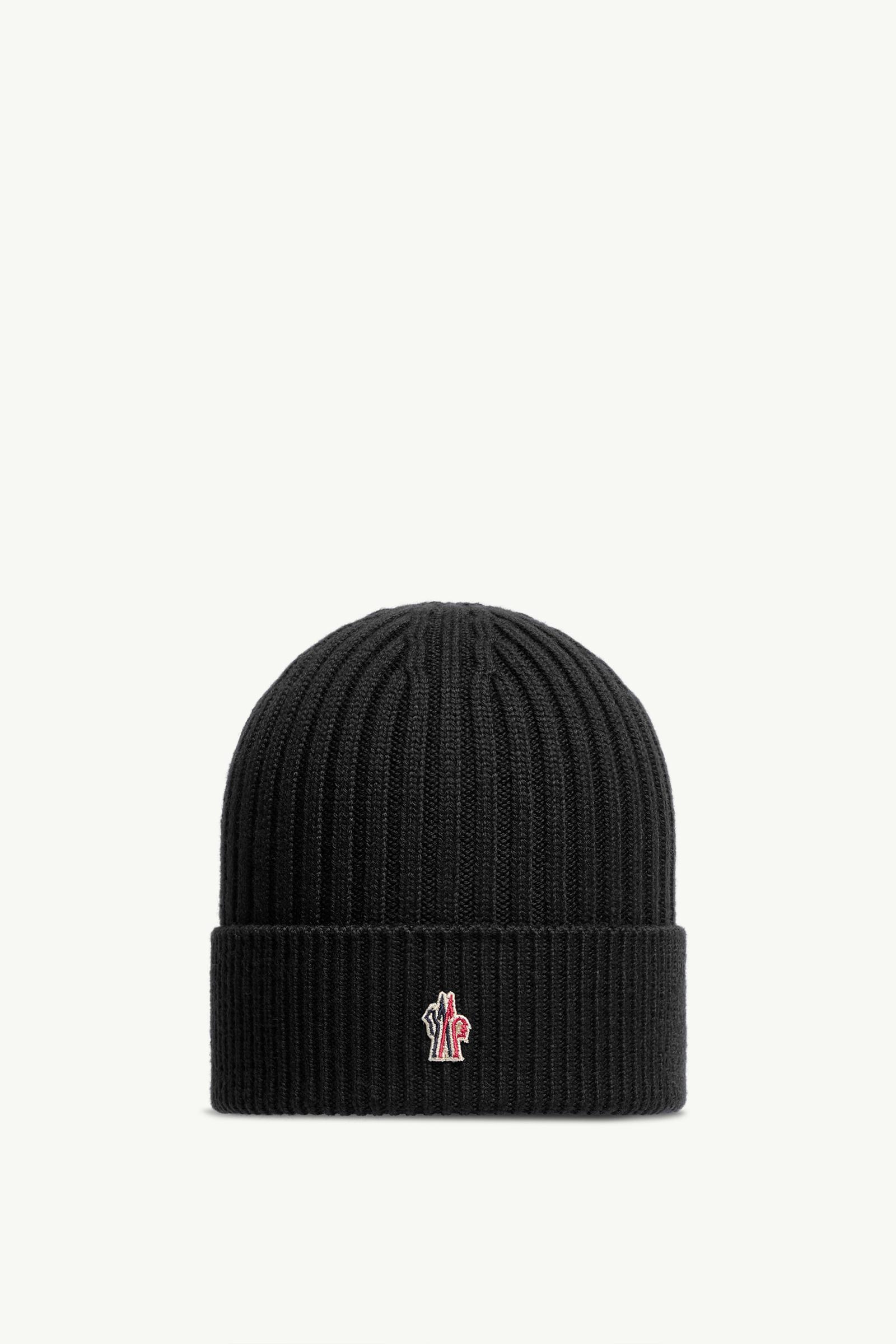 https://moncler-cdn.thron.com/api/v1/content-delivery/shares/dpx6uv/contents/K20973B0000704761999_F/image/K20973B0000704761999_F