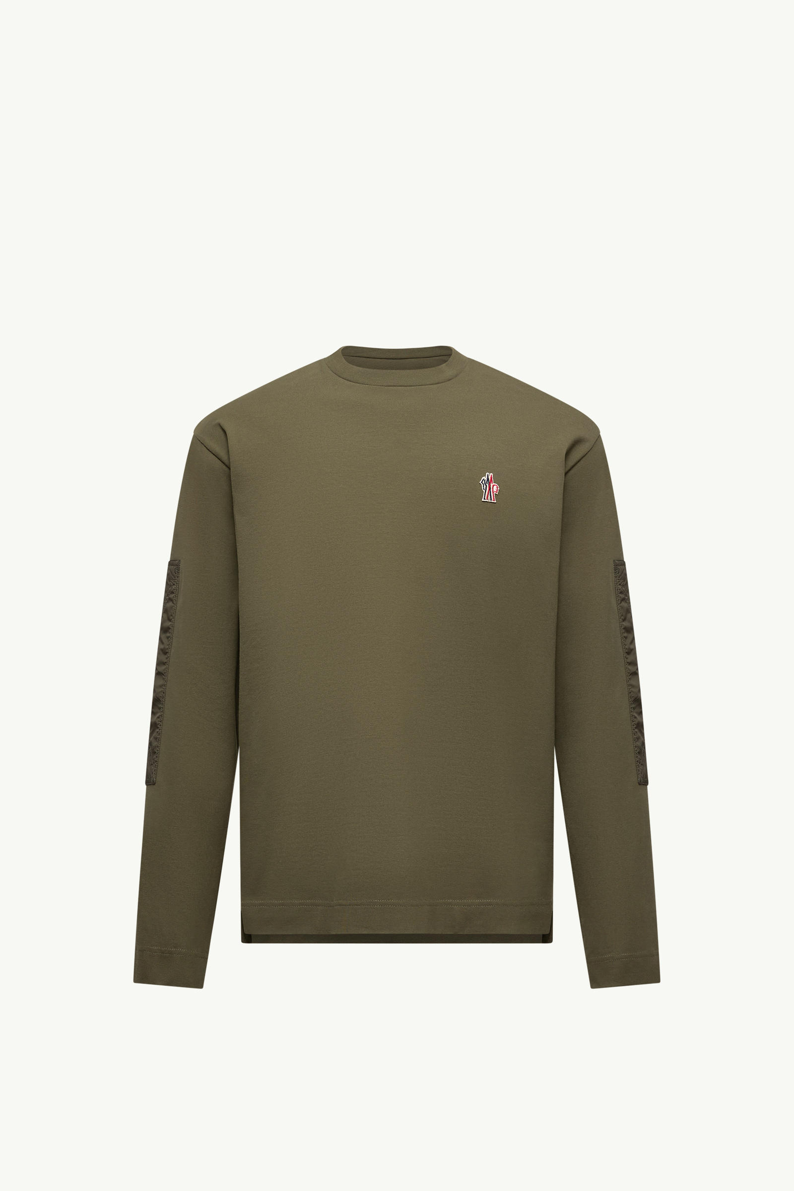 https://moncler-cdn.thron.com/api/v1/content-delivery/shares/dpx6uv/contents/K20978D0000189AW123I_F/image/K20978D0000189AW123I_F