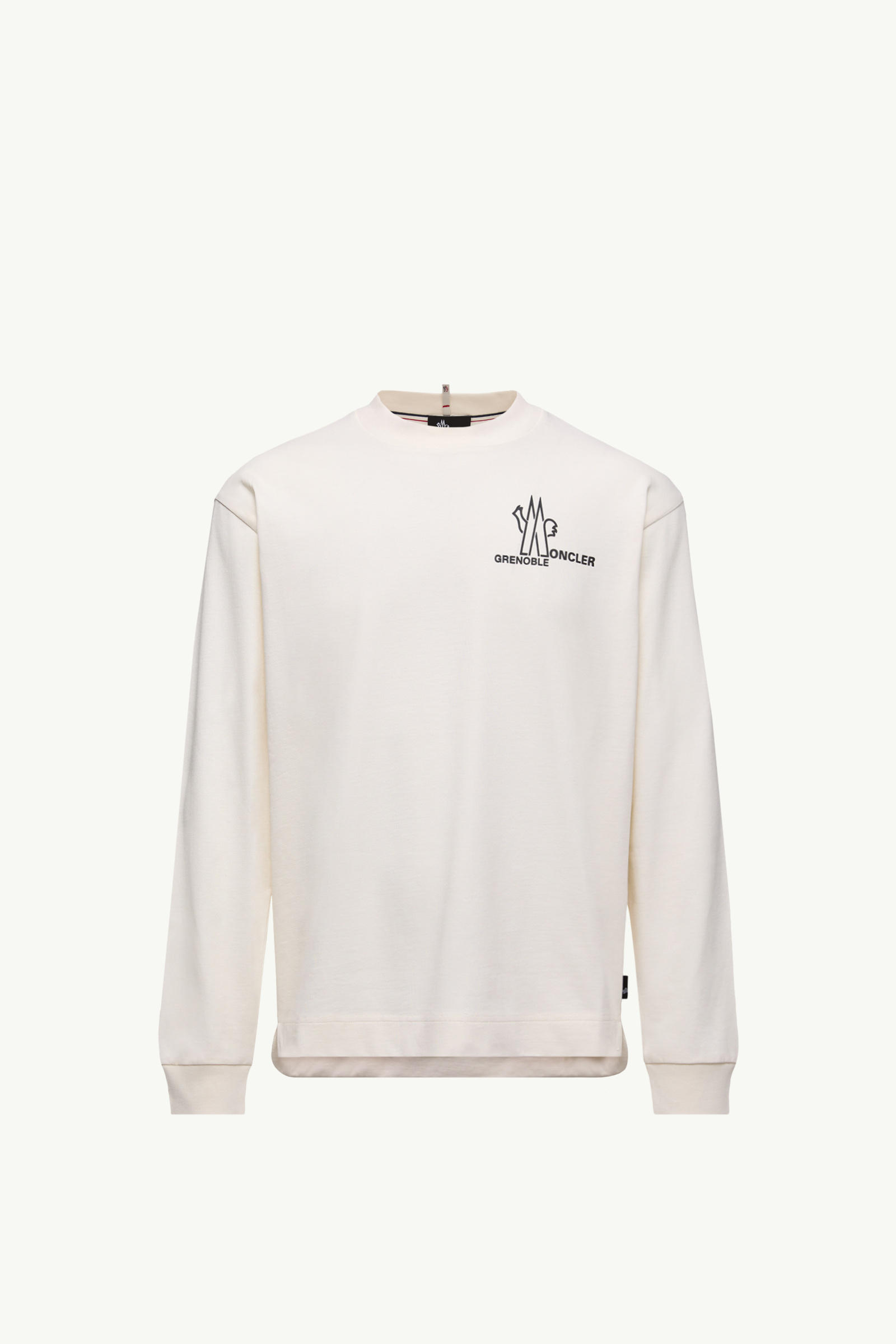 https://moncler-cdn.thron.com/api/v1/content-delivery/shares/dpx6uv/contents/K20978D0000289AZ9041_F/image/K20978D0000289AZ9041_F