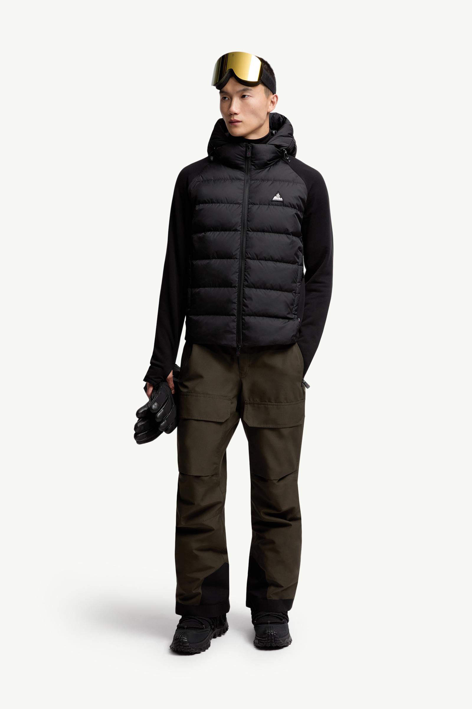MONCLER ブラック フード付きパーカー 写メ追加しました！ モンクレール MONCLER パーカー フーディー ブラック メンズ MONCLER
