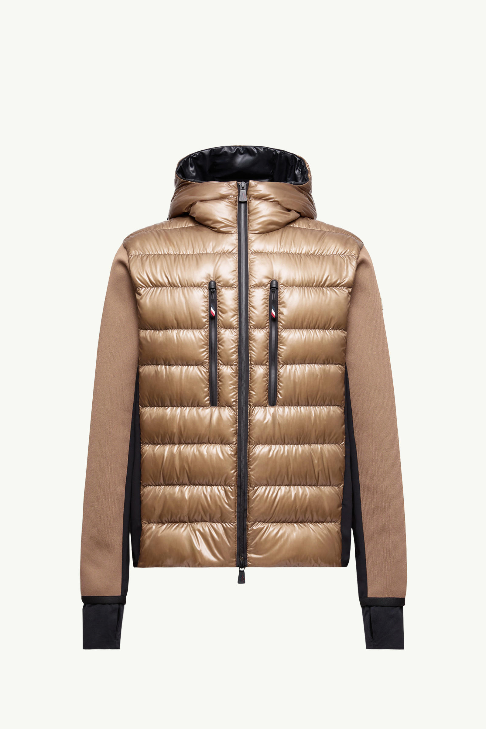 https://moncler-cdn.thron.com/api/v1/content-delivery/shares/dpx6uv/contents/K20979B00008C904326D_F/image/K20979B00008C904326D_F