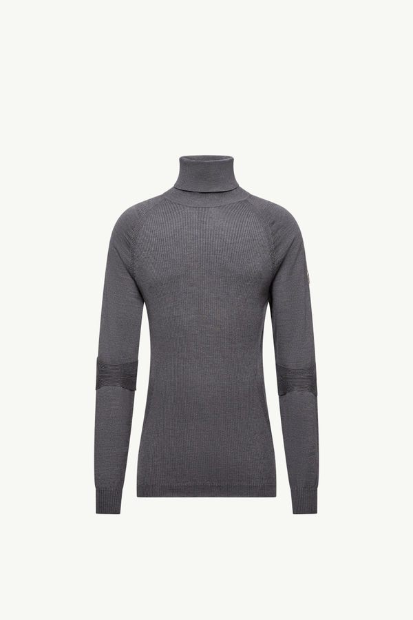 https://moncler-cdn.thron.com/api/v1/content-delivery/shares/dpx6uv/contents/K20979F00002M1122971_F/image/K20979F00002M1122971_F