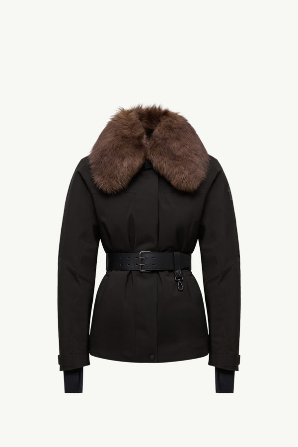 https://moncler-cdn.thron.com/api/v1/content-delivery/shares/dpx6uv/contents/K20981A00002598P5999_F/image/K20981A00002598P5999_F