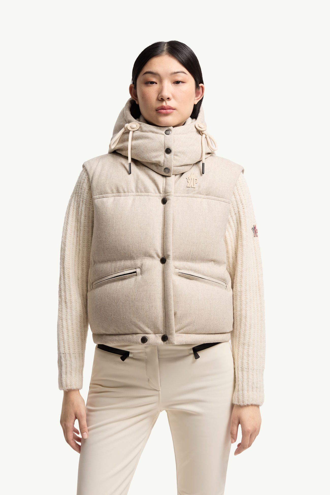 Plumífero de esquí de lana con capucha Yintab Mujer Beige Moncler 5