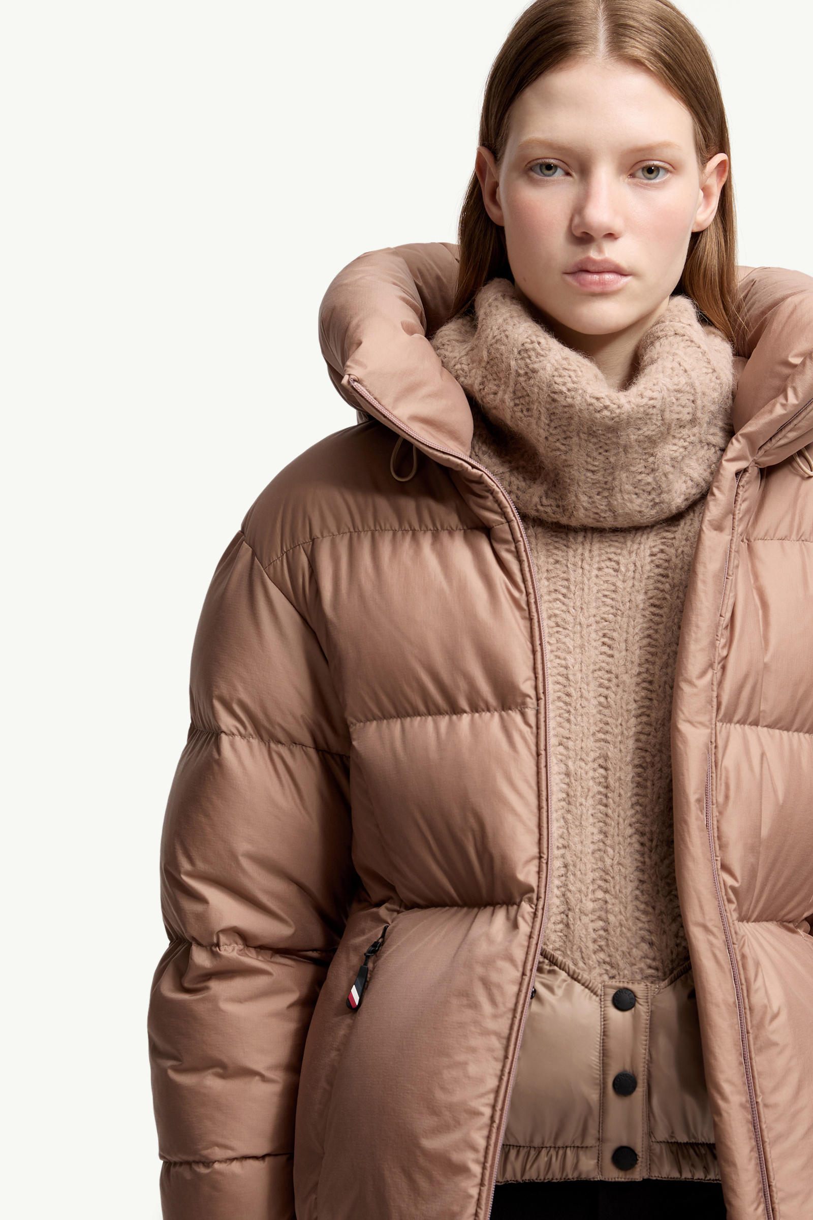 Nisene Hooded Short Down Jacket Women Pink Moncler 6