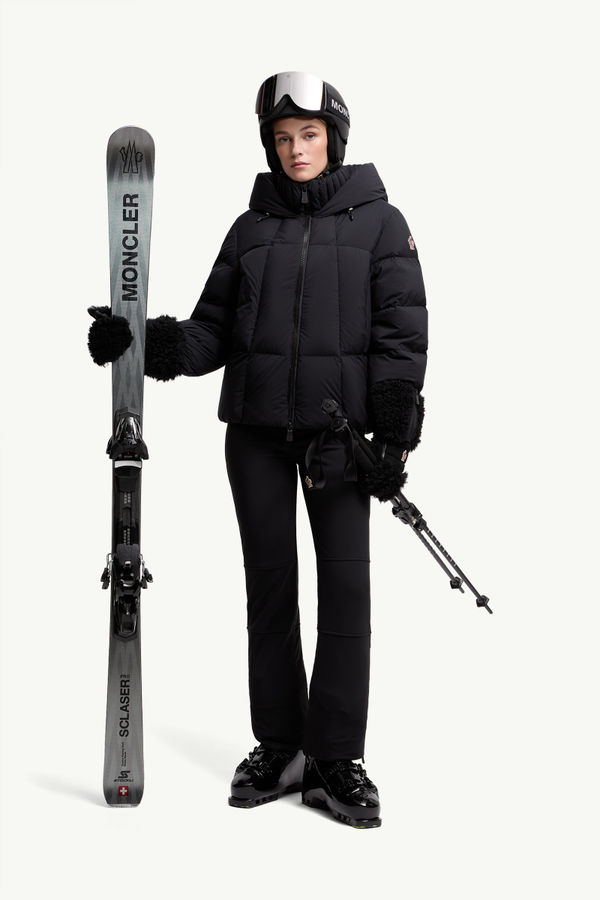Bonnieure Hooded Down Ski Jacket Women Black Moncler 0
