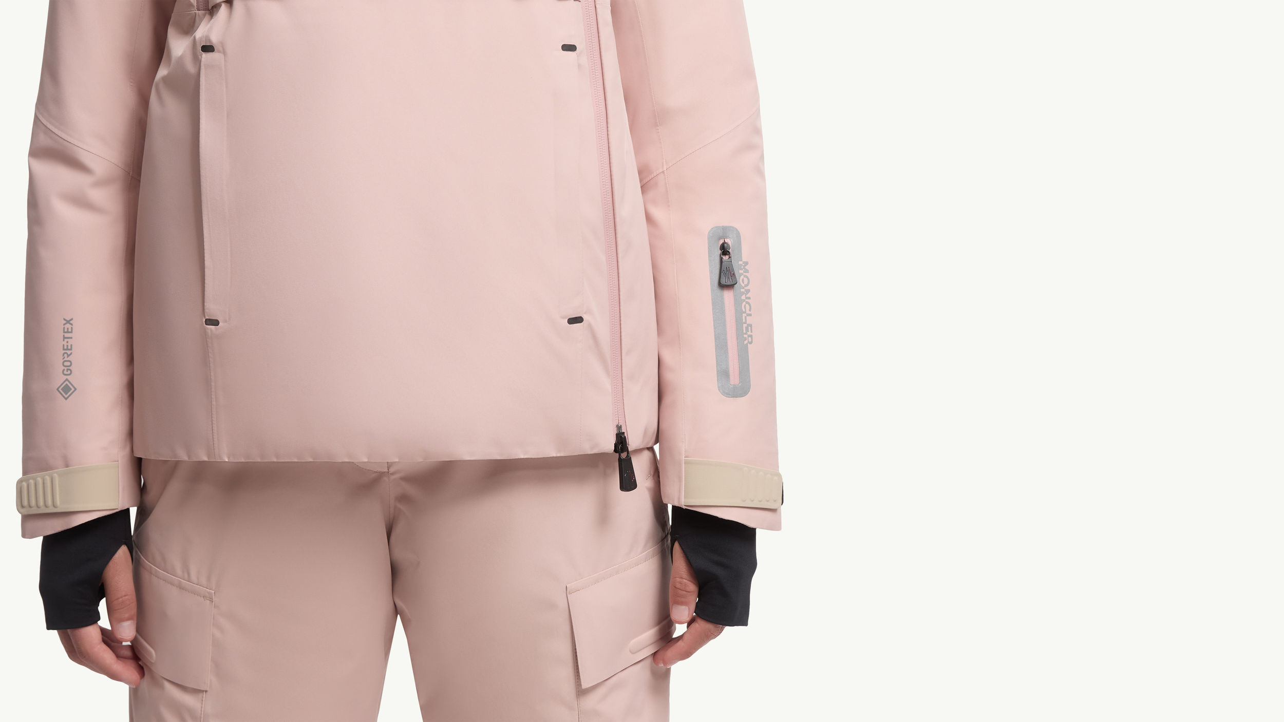 Slide 1 - Poche pour forfait de ski