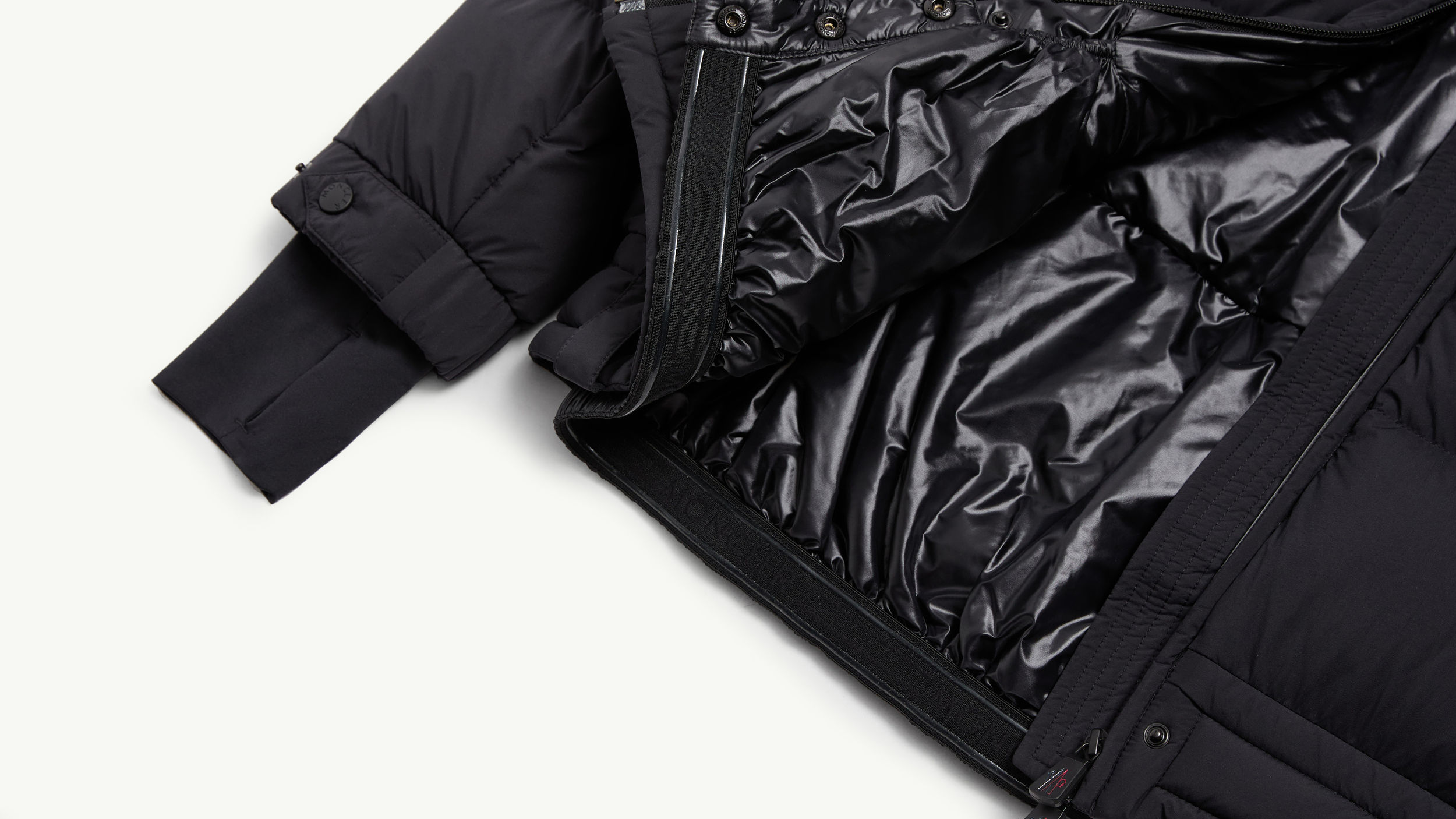 Slide 3 - 防护雪裙