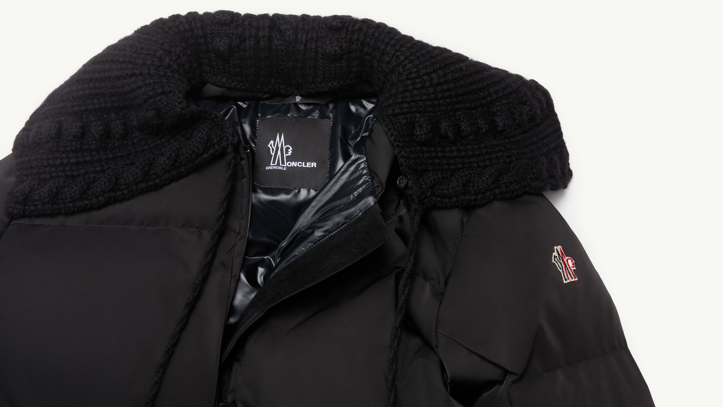 Slide 1 - 탈부착 가능한 칼라