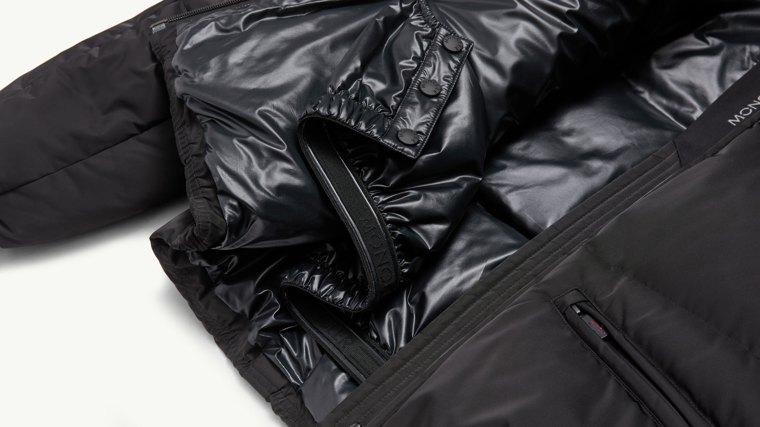 Slide 3 - Protective Powder Skirt