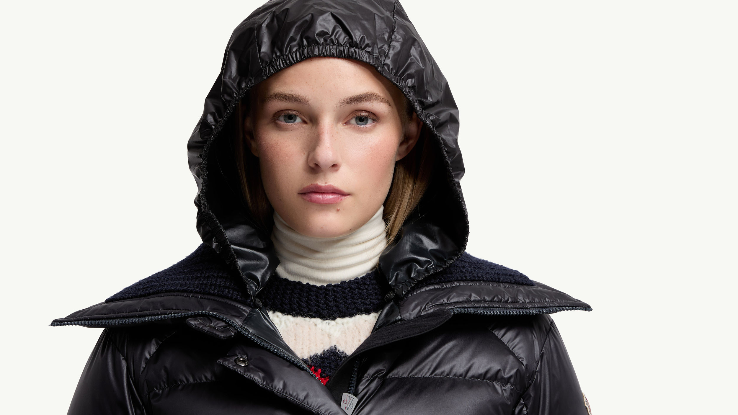 Slide 1 - product.feature.zipservicehood.title