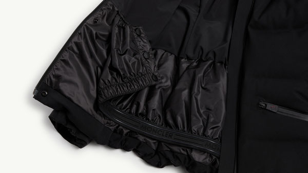 Slide 3 - Protective Powder Skirt