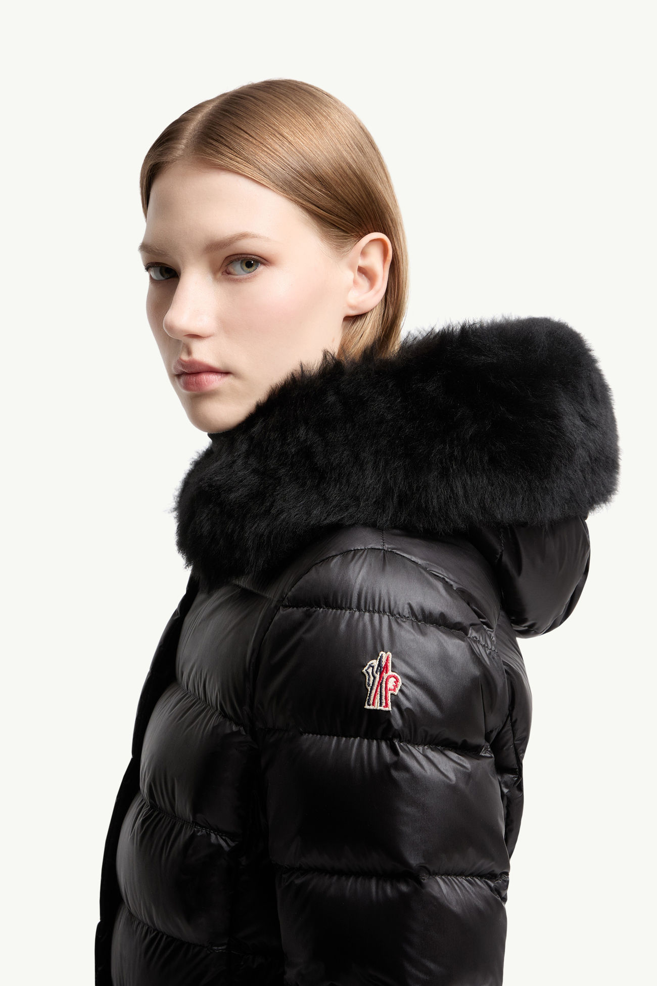 Giacca da sci imbottita Armoniques con cappuccio e dettaglio in shearling Donna Nero Moncler 1