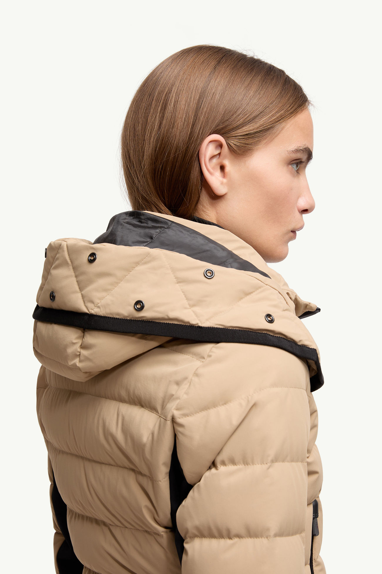 Lamoura Hooded Shearling-Trimmed Down Ski Jacket Women Beige Moncler 6