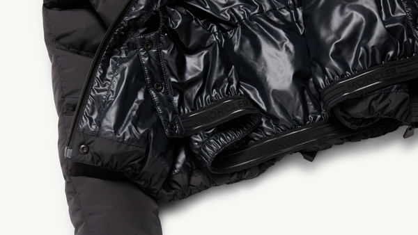 Slide 3 - Protective Powder Skirt