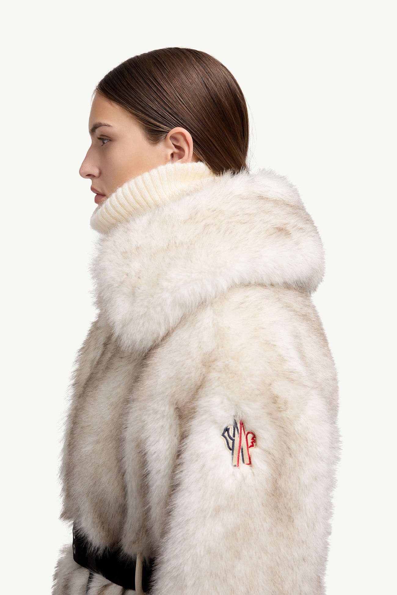 Arly Daunenmantel mit Gürtel Damen Eisgrau Moncler 1