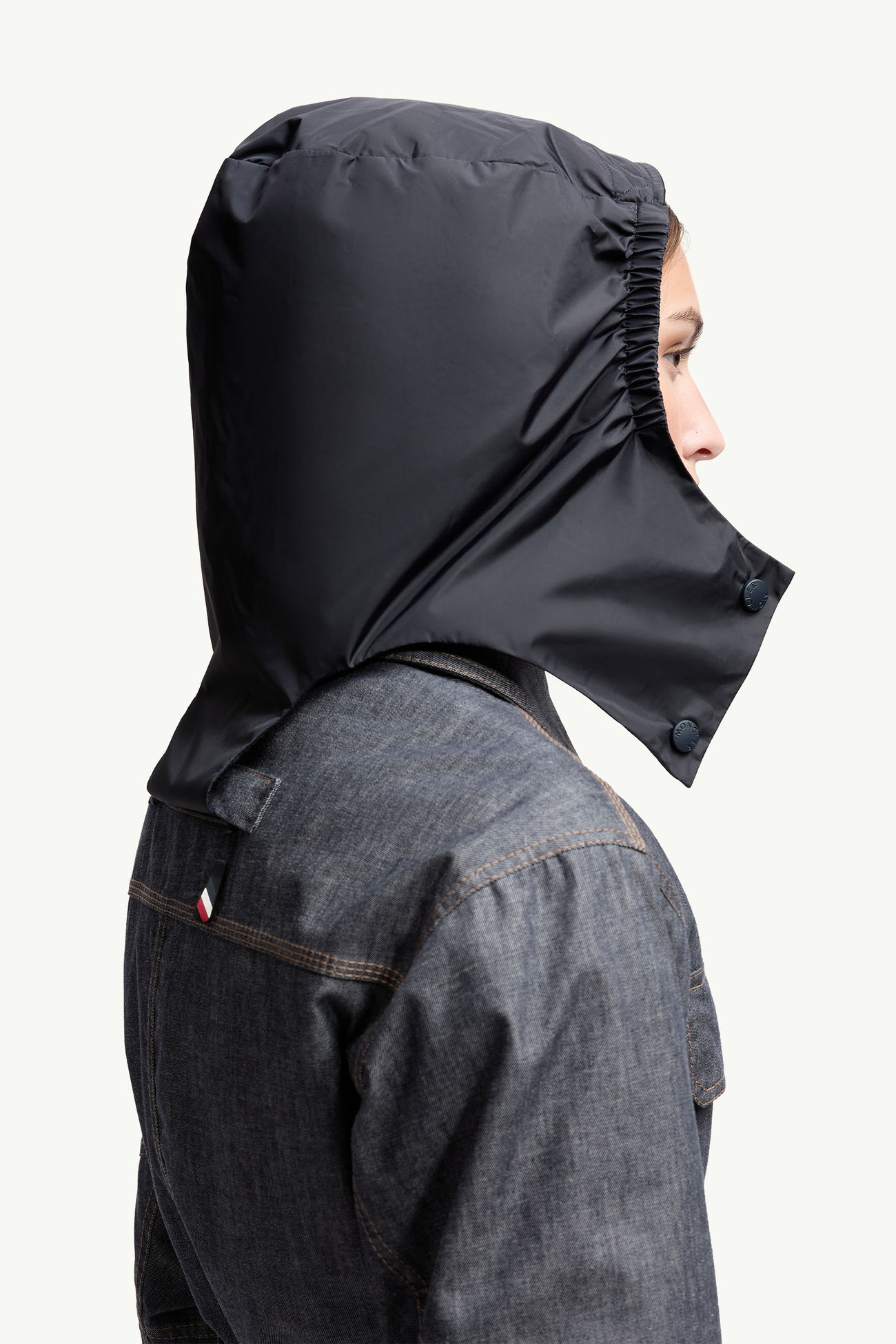 Doudoune de ski à capuche Daintree Femmes Gris foncé Moncler 5