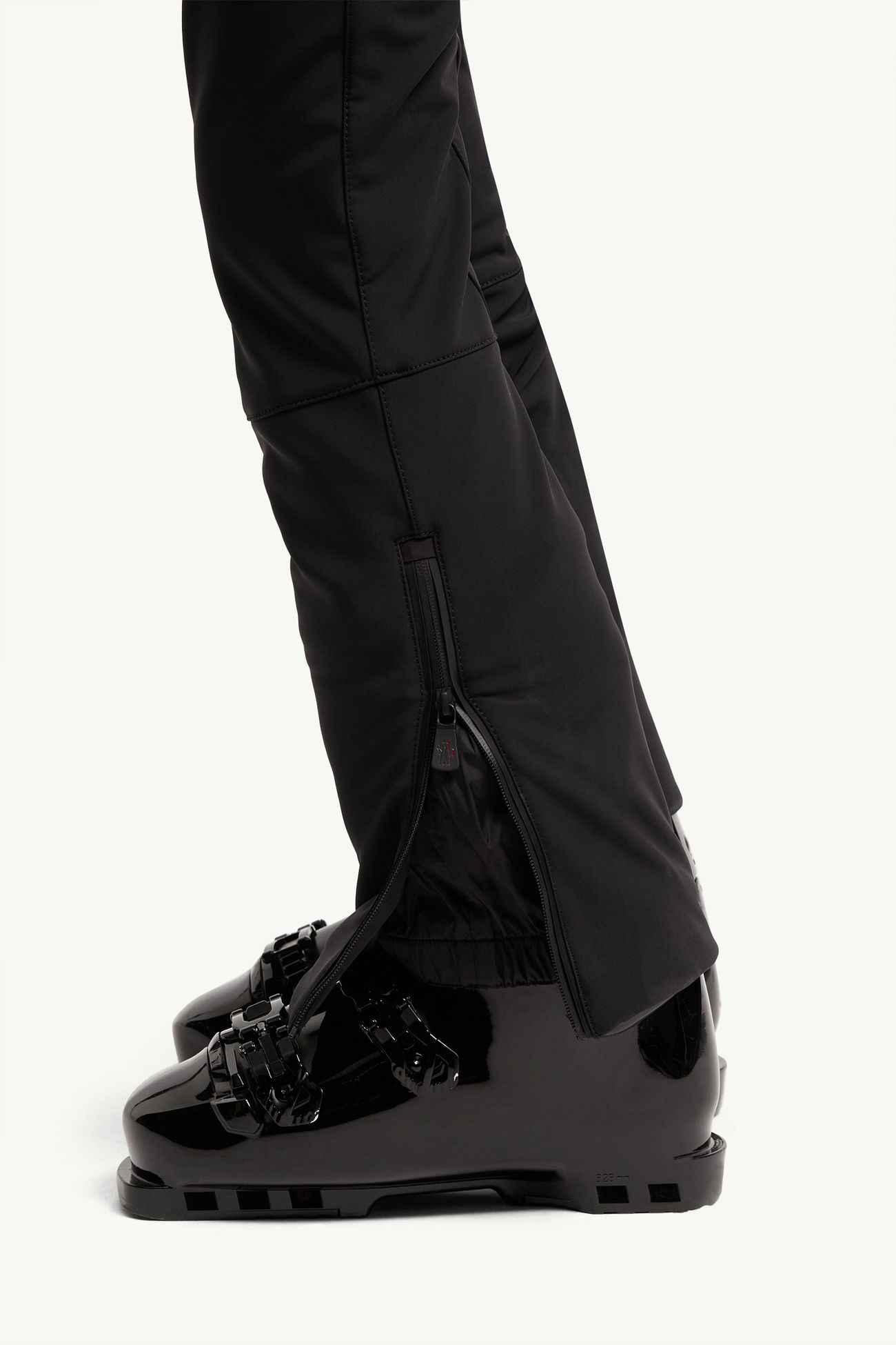 Tuta da sci imbottito con cappuccio Donna Nero Moncler 6