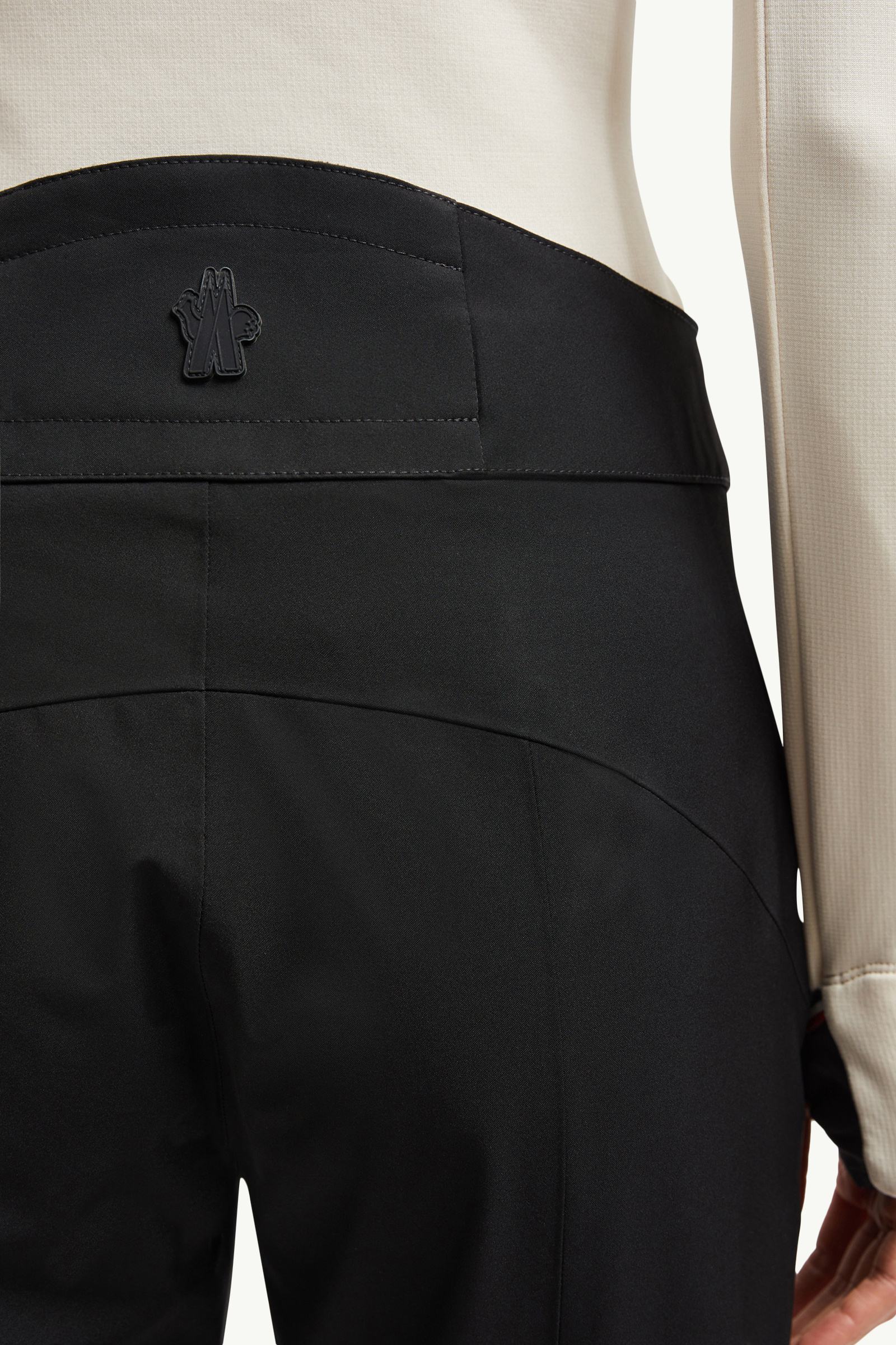 ブラック Padded Ski Trousers : パンツ＆ショーツ 向けの レディース