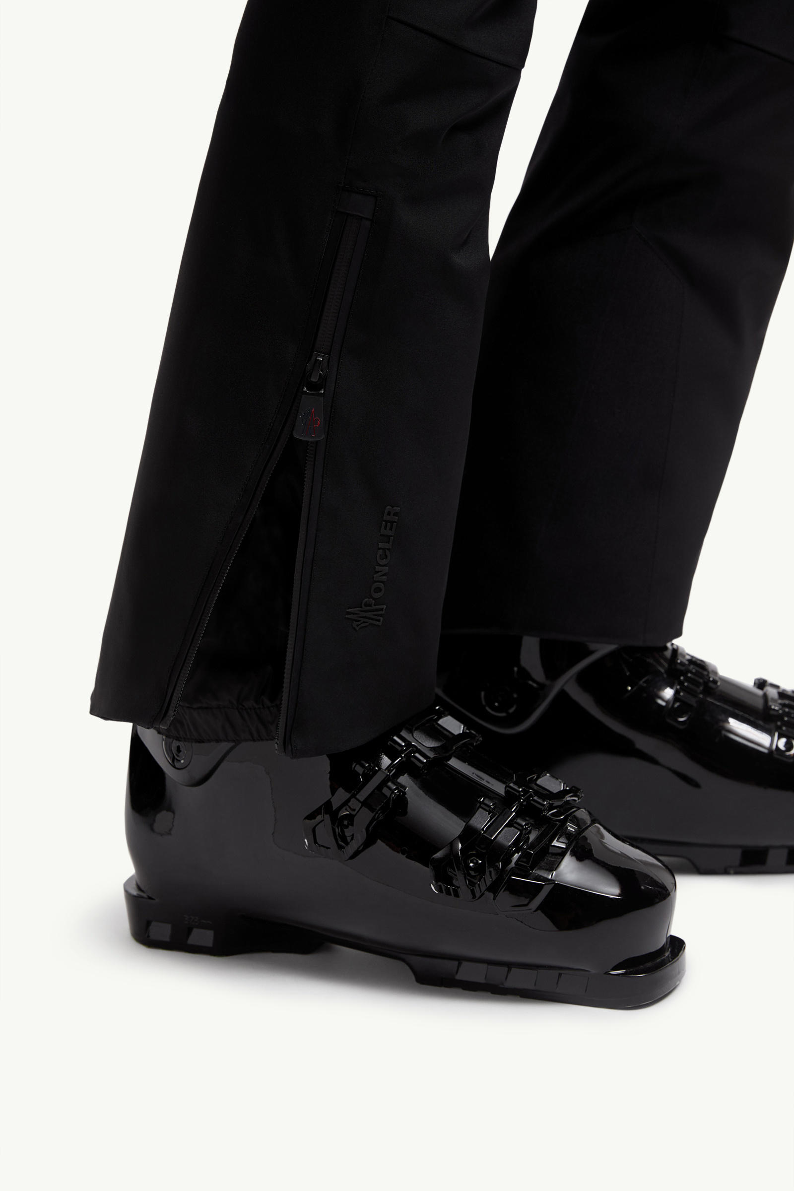Salopette de ski matelassée Femmes Noir Moncler 7