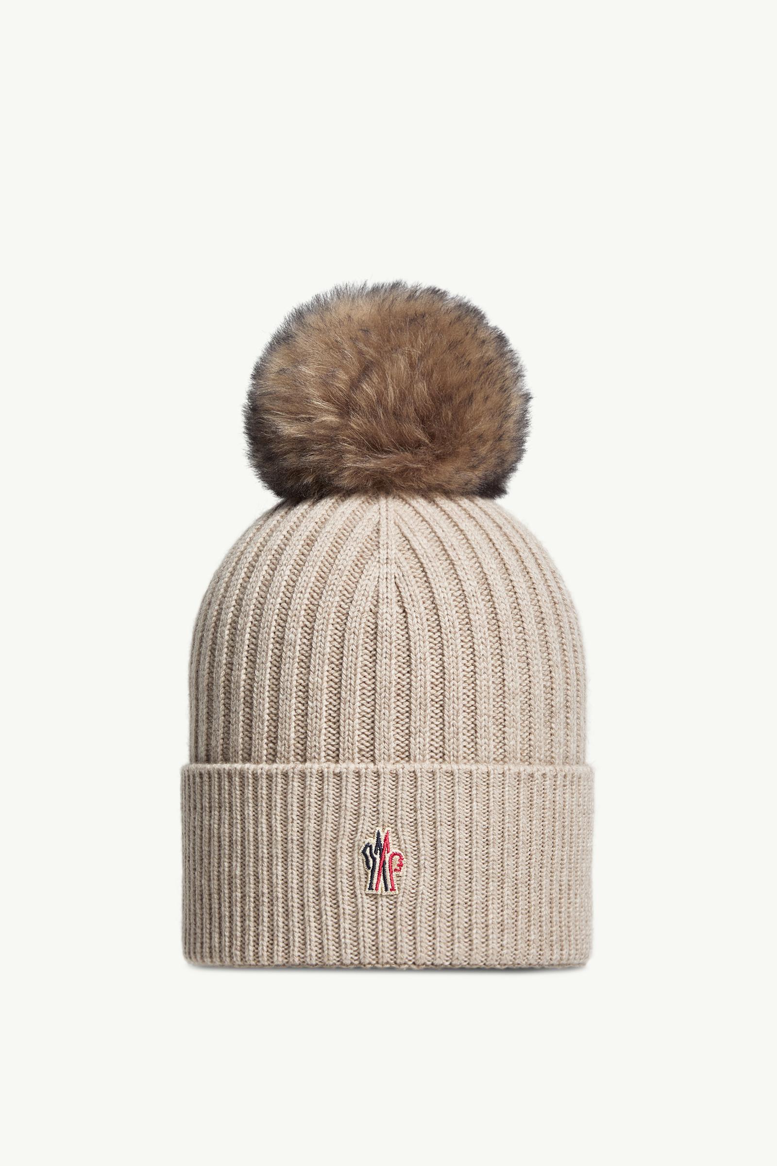 https://moncler-cdn.thron.com/api/v1/content-delivery/shares/dpx6uv/contents/K20983B00010M1223230_F/image/K20983B00010M1223230_F